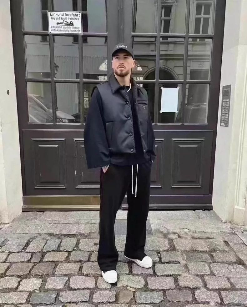 Rick Owens Rick Owens size L Black cotton trousers that don't fall off Size US 28 / EU 44 - 6 Thumbnail