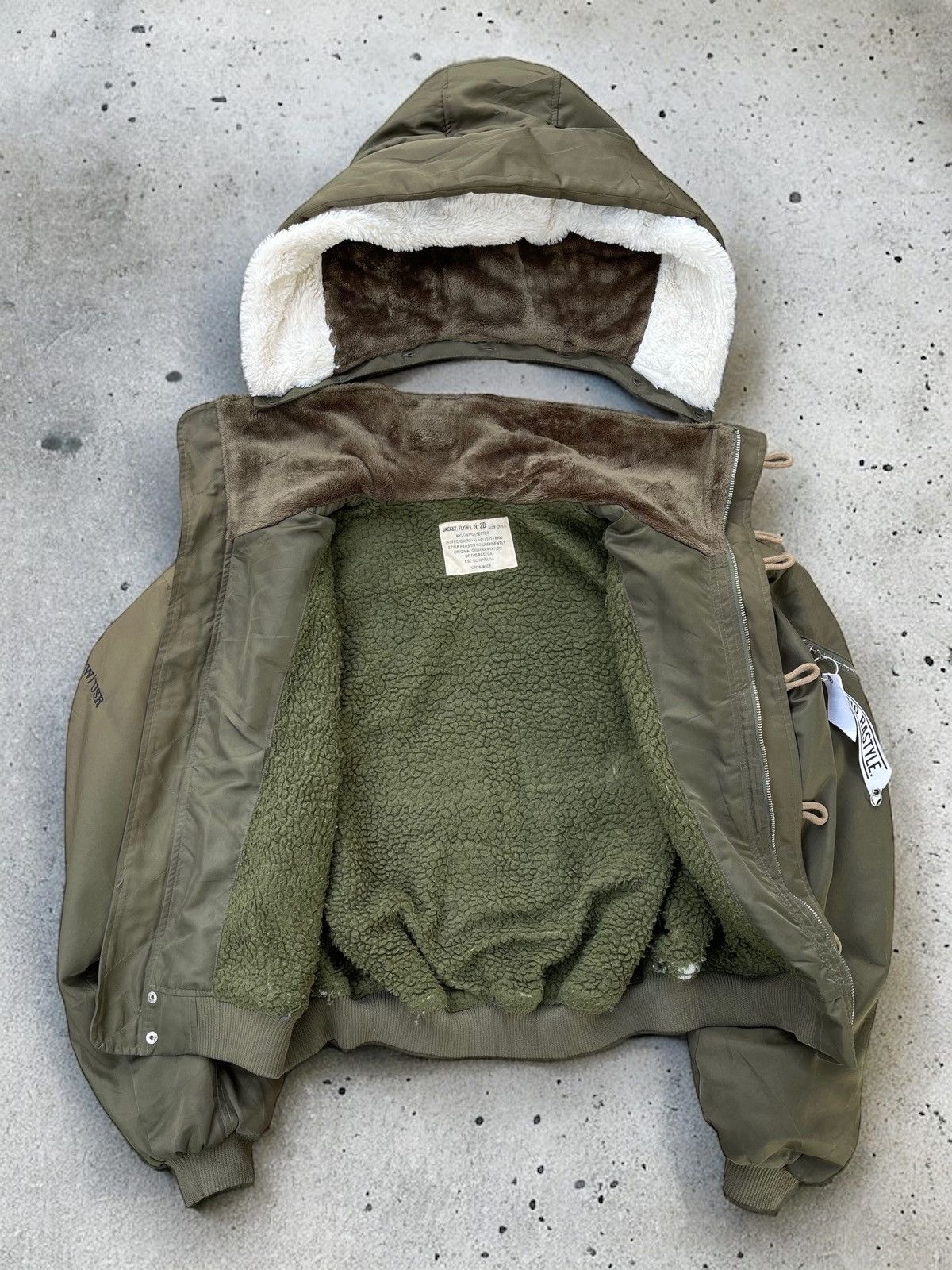 Le Grande Bleu (L.G.B.) Rasvoa N-2B Us Air Force Flying Bomber Jacket Size US XL / EU 56 / 4 - 6 Thumbnail