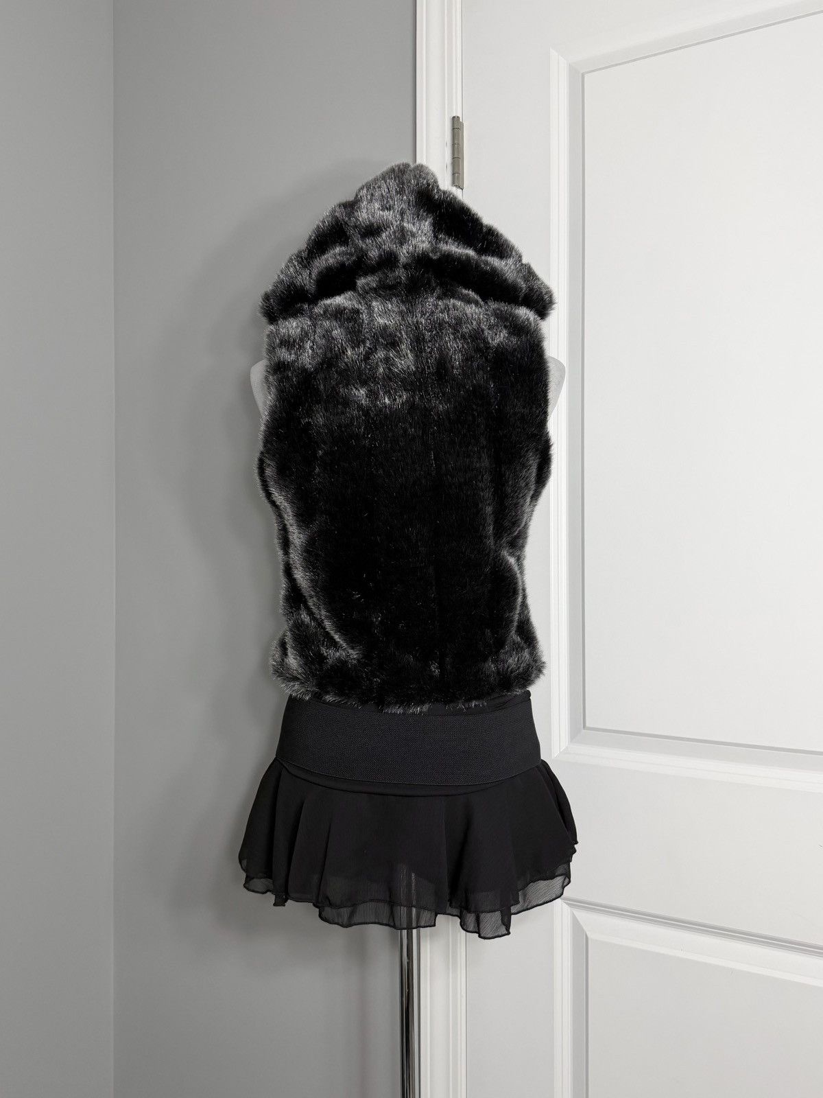 Other Vintage Grey Faux Fur Hooded Vest Size S / US 4 / IT 40 - 7 Thumbnail
