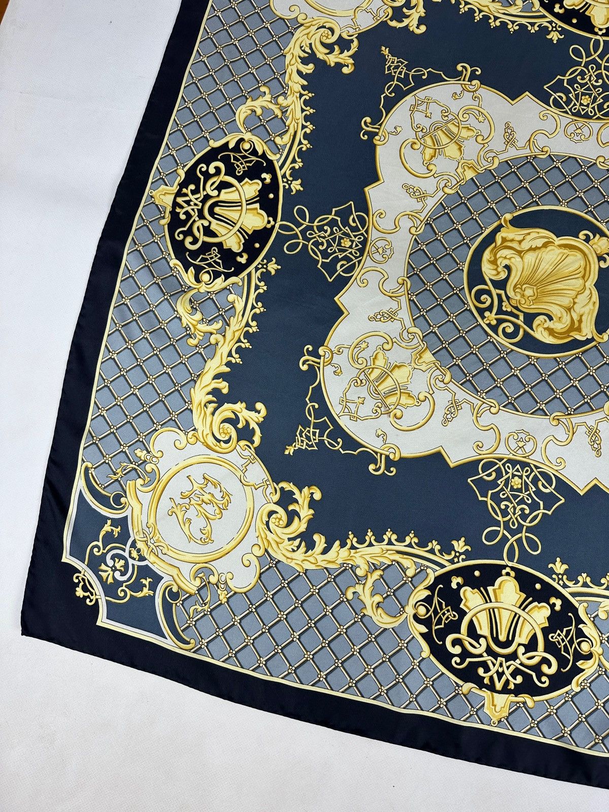 Pierre Balmain Vintage Pierre Balmain Paris Silk Scarf Size ONE SIZE - 4 Thumbnail