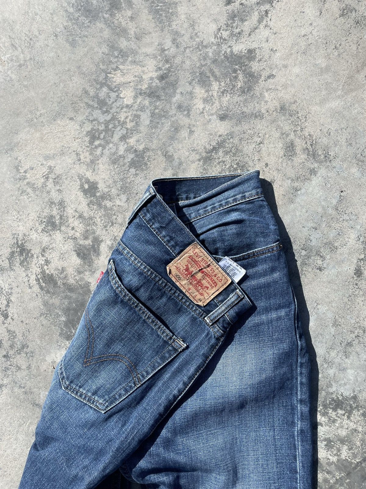 Levi's Vintage Levis 505 Blue Faded Distressed Y2K Jeans Pants Size US 33 - 6 Thumbnail