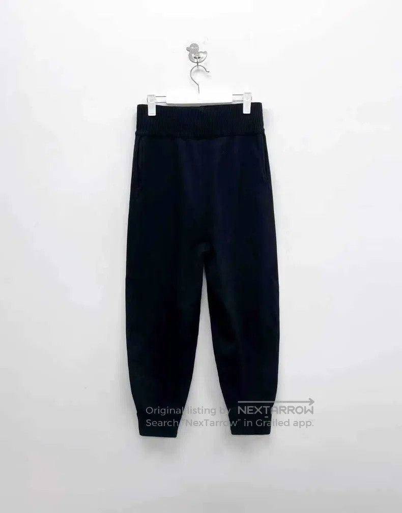 Loewe Loewe Black Oversized Classic Embroidered Logo Pure Wool K Size US 36 / EU 52 - 2 Thumbnail