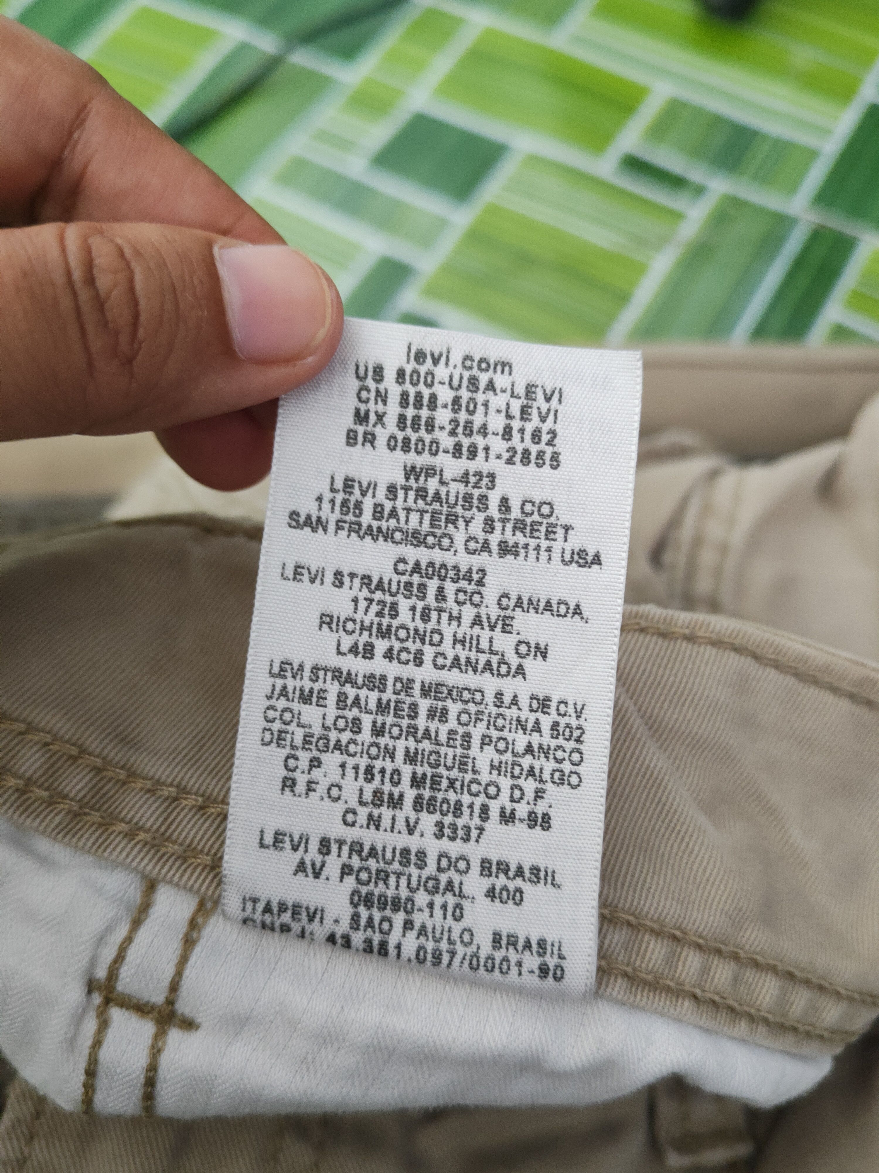 Levi's Levi's Beige Multipocket Shorts #S2840 Size US 32 / EU 48 - 14 Thumbnail