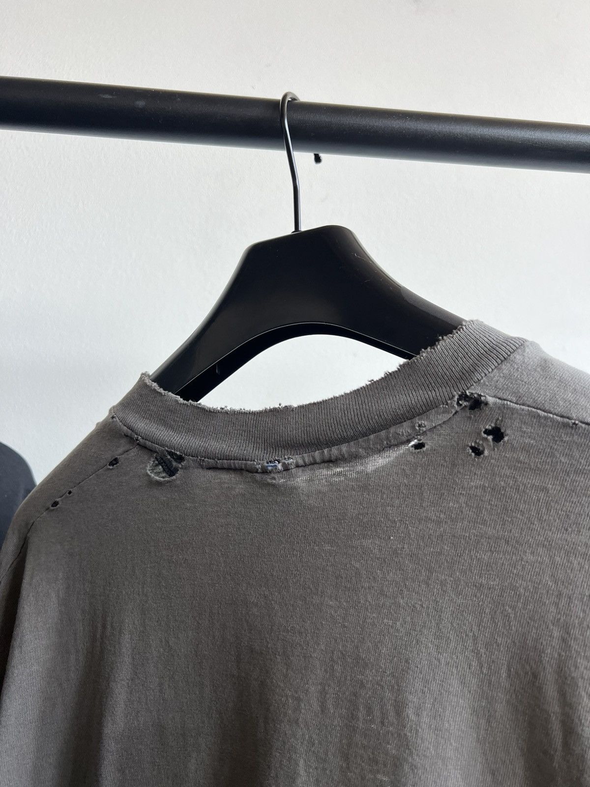 Vintage Vintage Distressed 80s “Wolf Mountain” Faded Tee Size US L / EU 52-54 / 3 - 4 Thumbnail