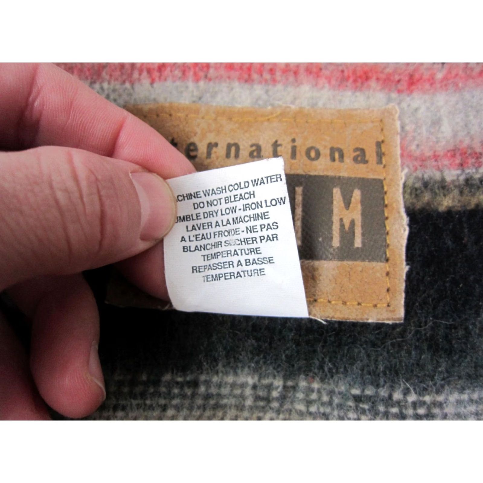 Vintage VINTAGE International Denim Vest Mens M Red Aztec 90s Snap Shirt Size US M / EU 48-50 / 2 - 4 Thumbnail