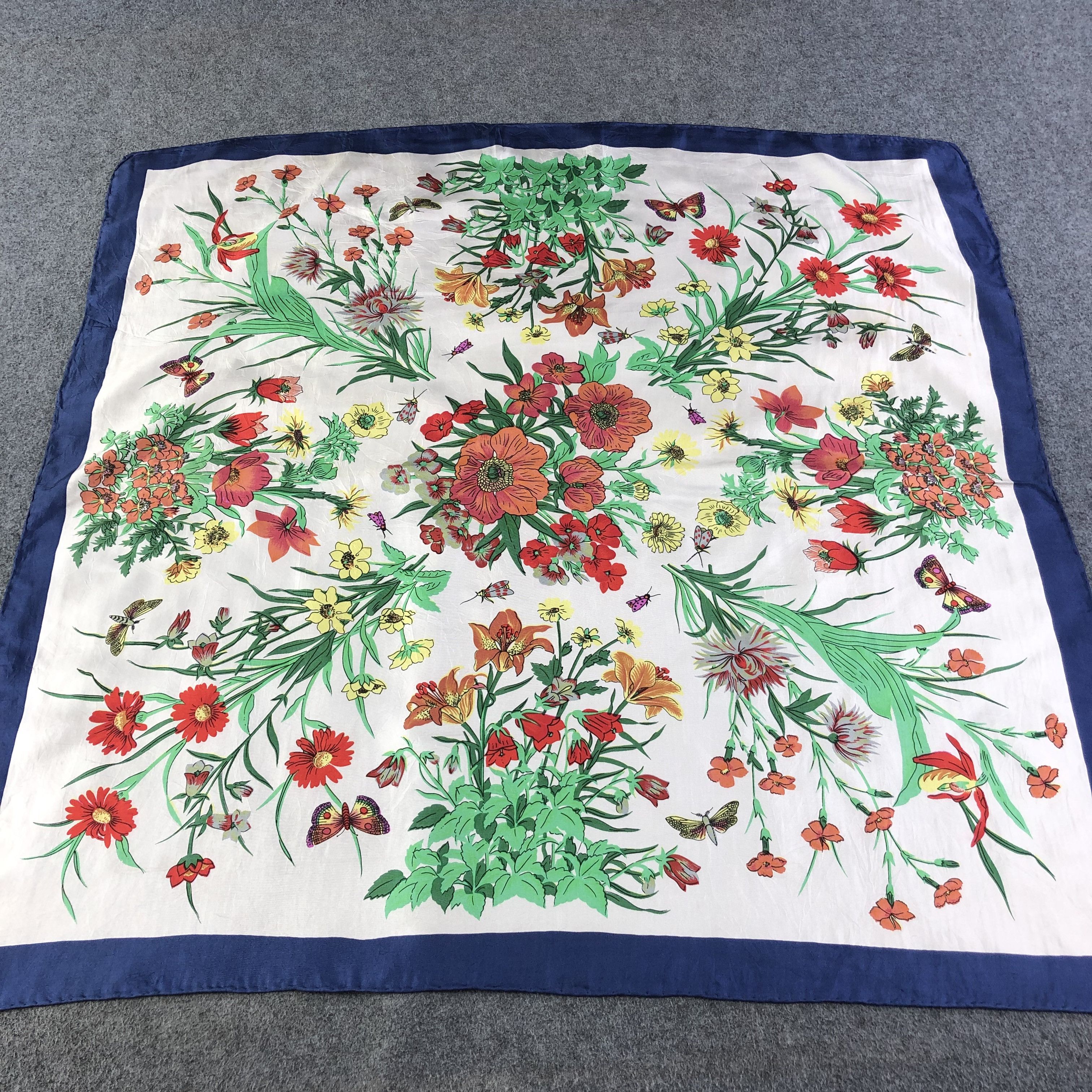 Vintage Luxury Floral Hand Rolled Silk Scarf M715