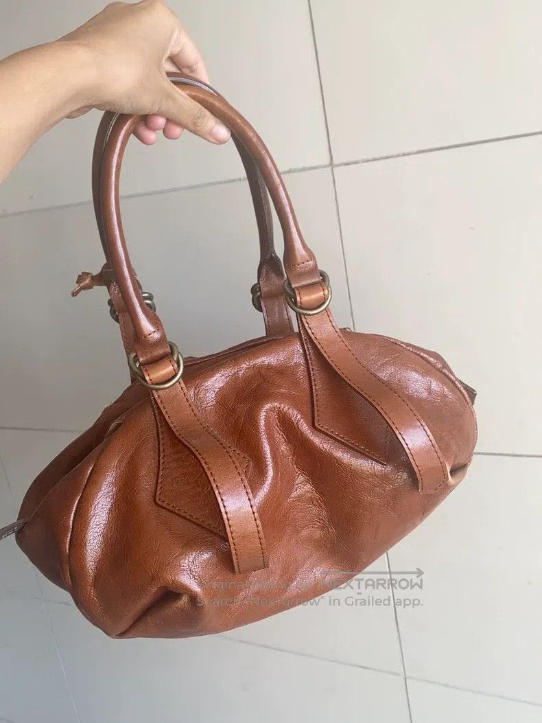 Vivienne Westwood Vivienne Westwood size os Brown, tan handbag, dumpling bag, Size ONE SIZE - 4 Thumbnail