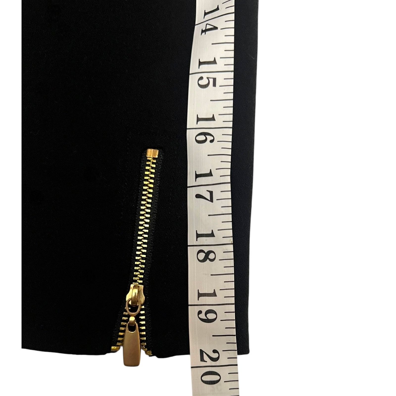 Laundry by Shelli Segal Laundry by Shelli Segal Black Midi Dress with Zipper Size 10 Size L / US 10 / IT 46 - 21 Thumbnail