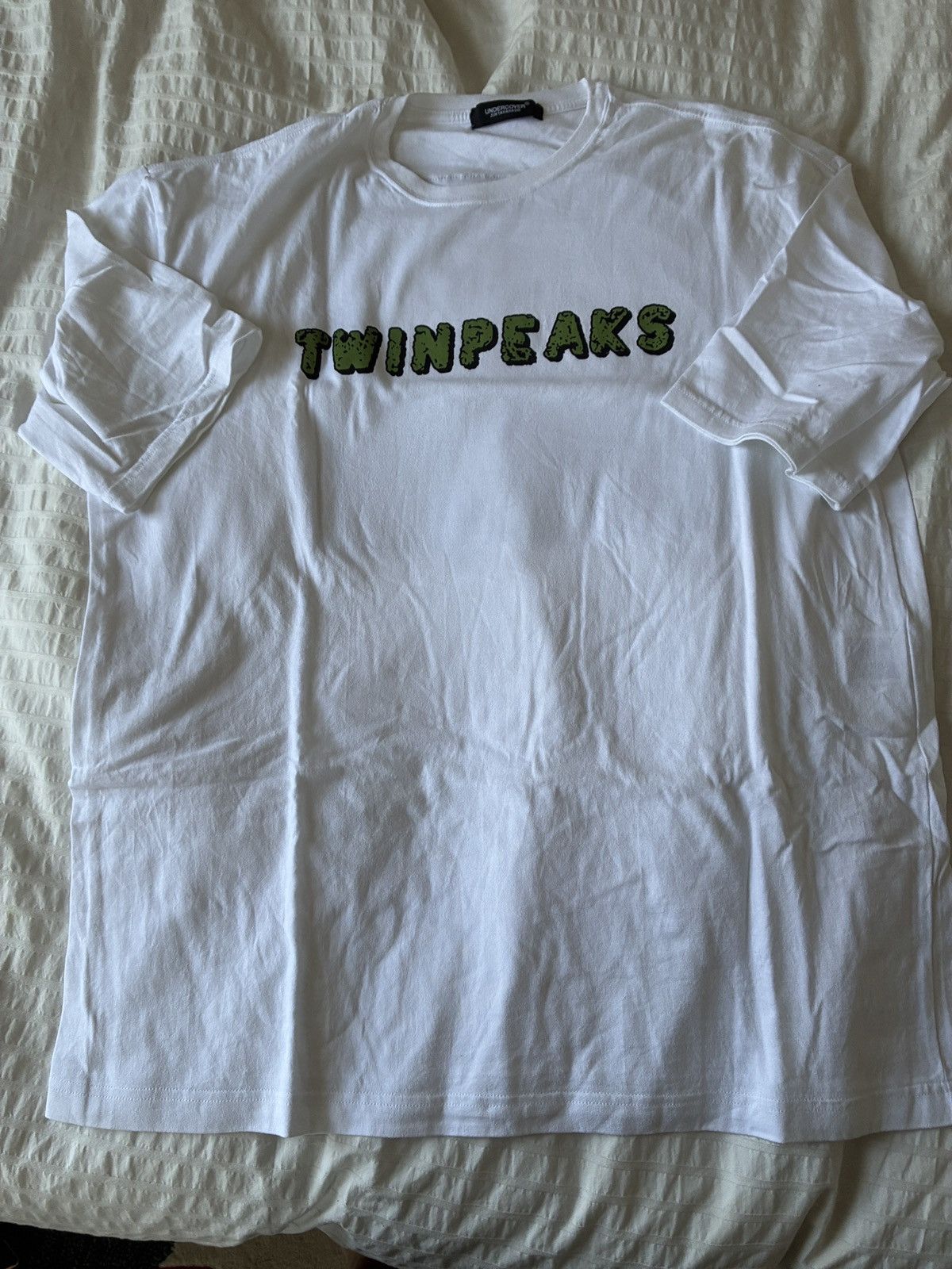 Undercover Twin Peaks tshirt