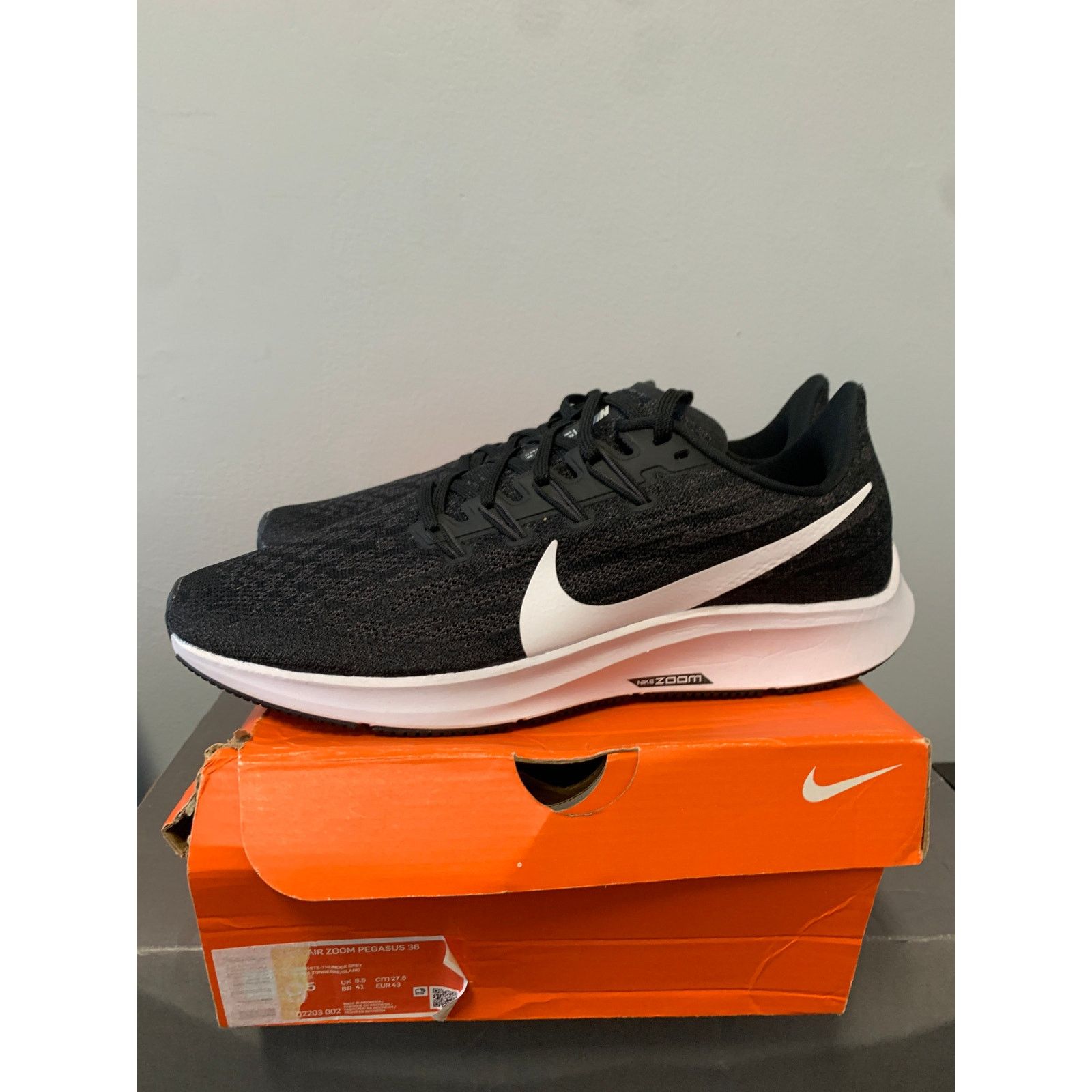 Nike Nike Air Zoom Pegasus 36 Black White Size 8.5 Brand New Size US 8.5 / EU 41-42 - 4 Thumbnail
