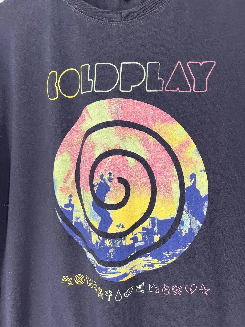 Band Tees Vintage Y2K Coldplay T Shirt Mylo Xyloto 2012 Size US L / EU 52-54 / 3 - 7 Thumbnail
