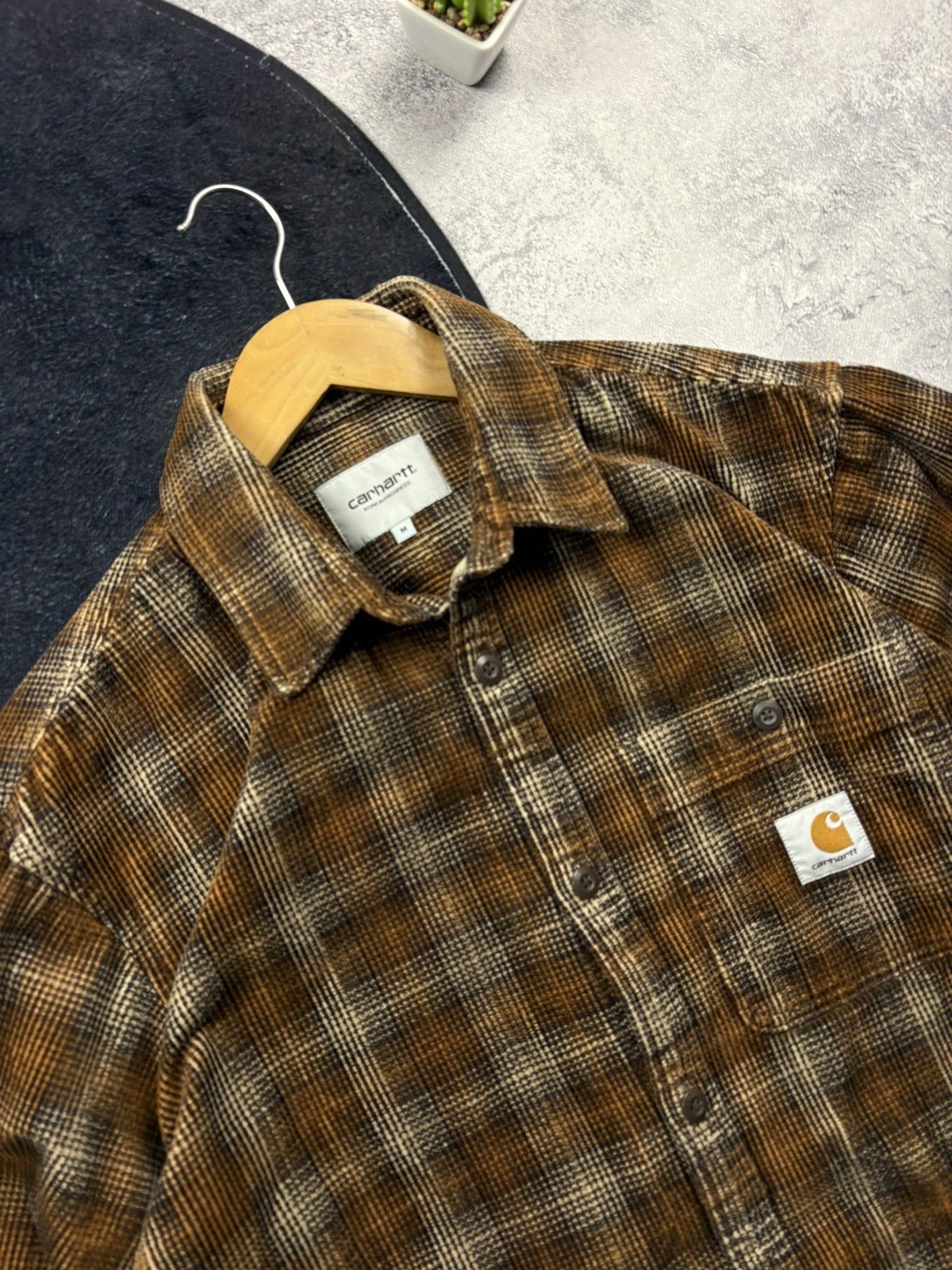 Carhartt CARHARTT Hype Shirt Button Up Mini Logo Velvet Streetwear Size US M / EU 48-50 / 2 - 4 Thumbnail