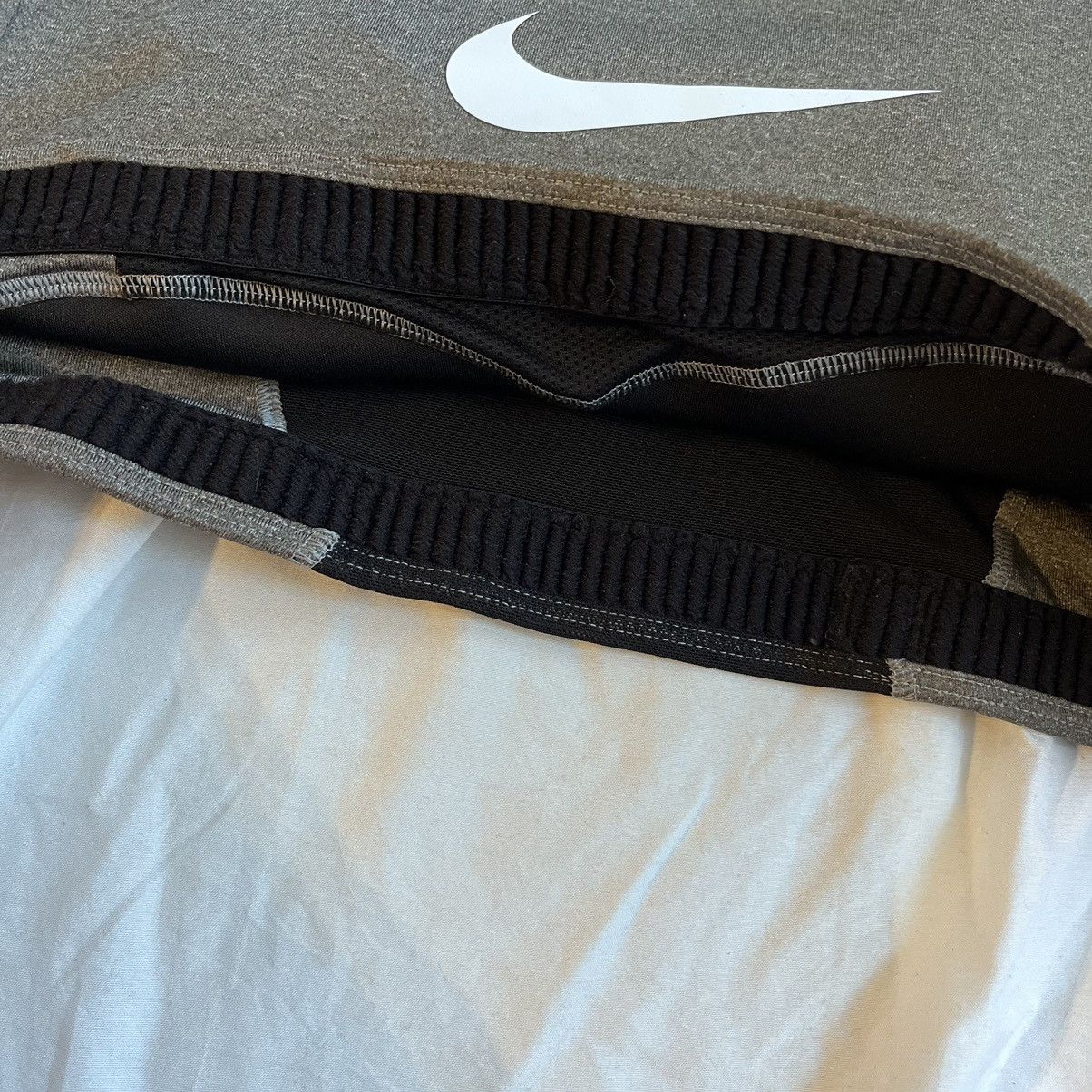 Nike Grey Nike sports bra Size XL / US 12-14 / IT 48-50 - 3 Thumbnail
