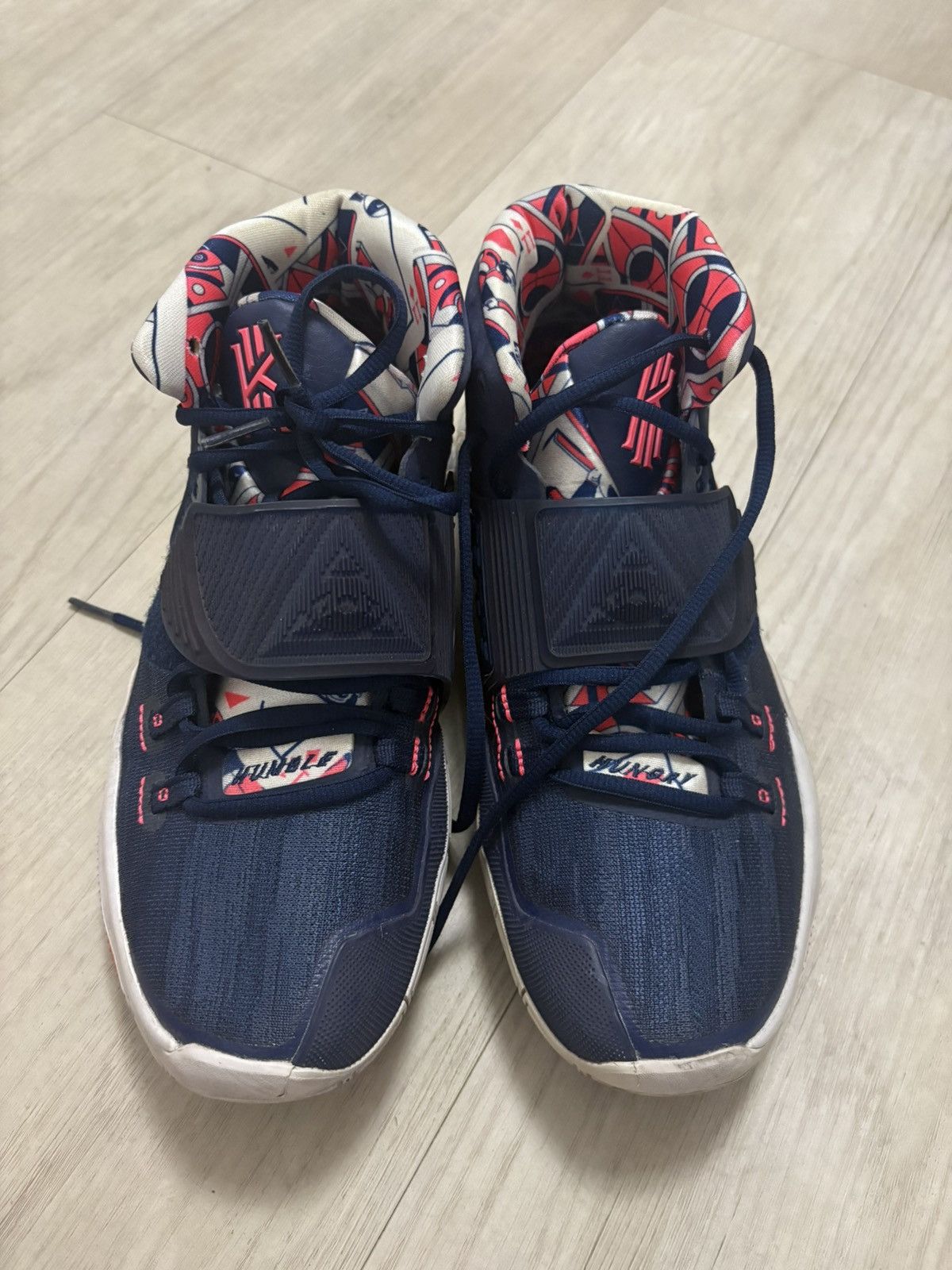 Nike kyrie irving4 Size US 9.5 / EU 42-43 - 6 Thumbnail