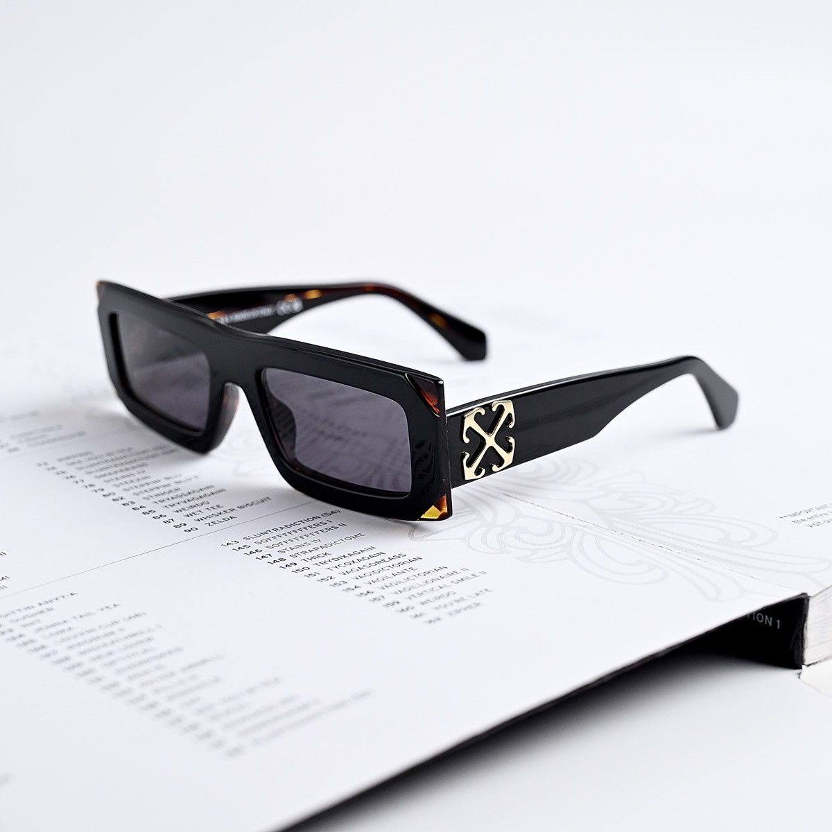 Off-White OFF WHITE LAUREL SUNGLASSES Size ONE SIZE - 1 Thumbnail