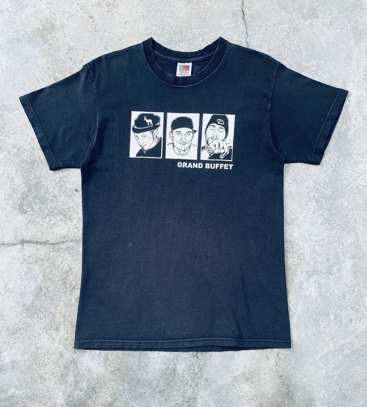 Band Tees Vintage 90s Grand Buffet Distressed Band Tees Size US M / EU 48-50 / 2 - 1 Thumbnail