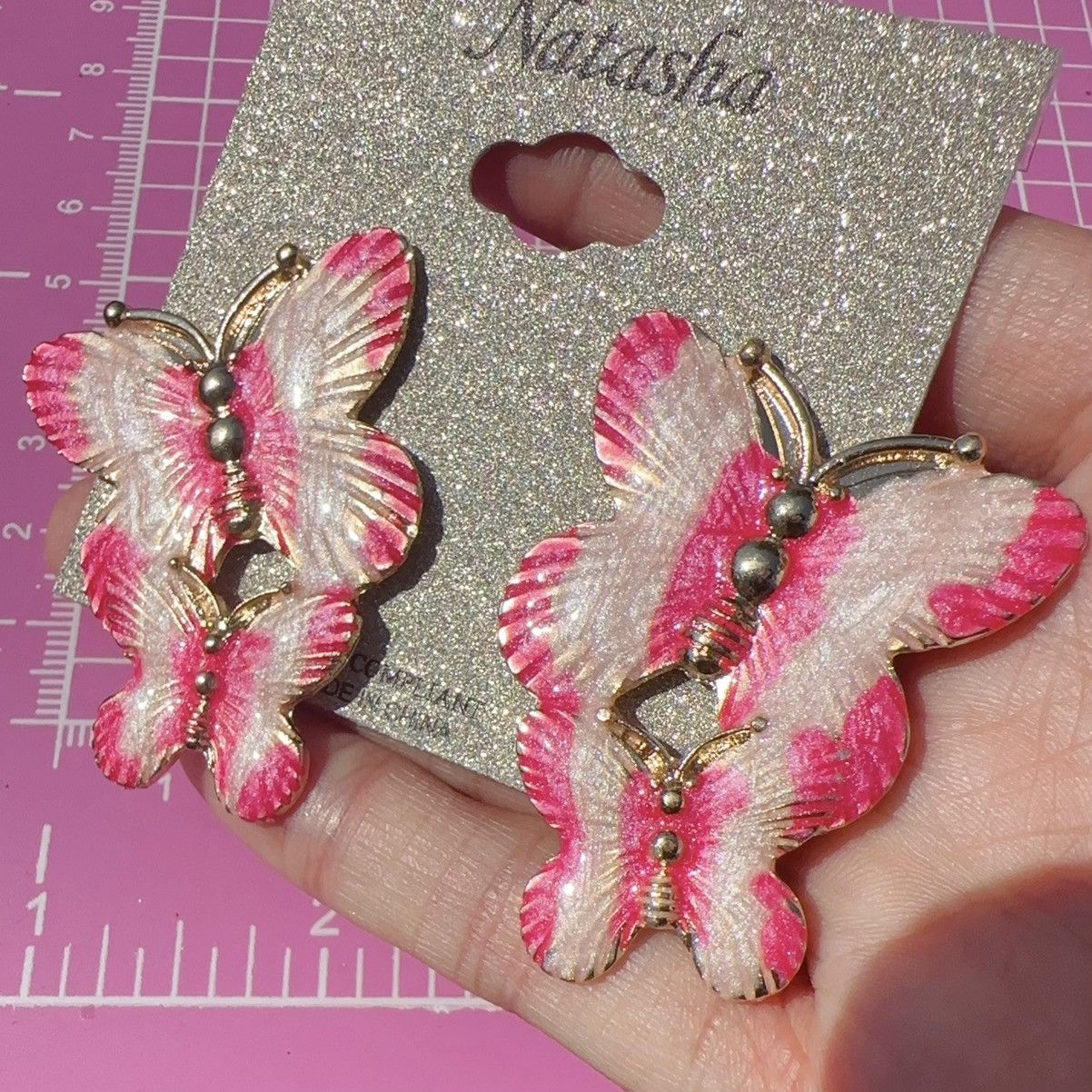 Designer Natasha gold tone pink butterfly gradient shiny earrings Size ONE SIZE - 2 Thumbnail