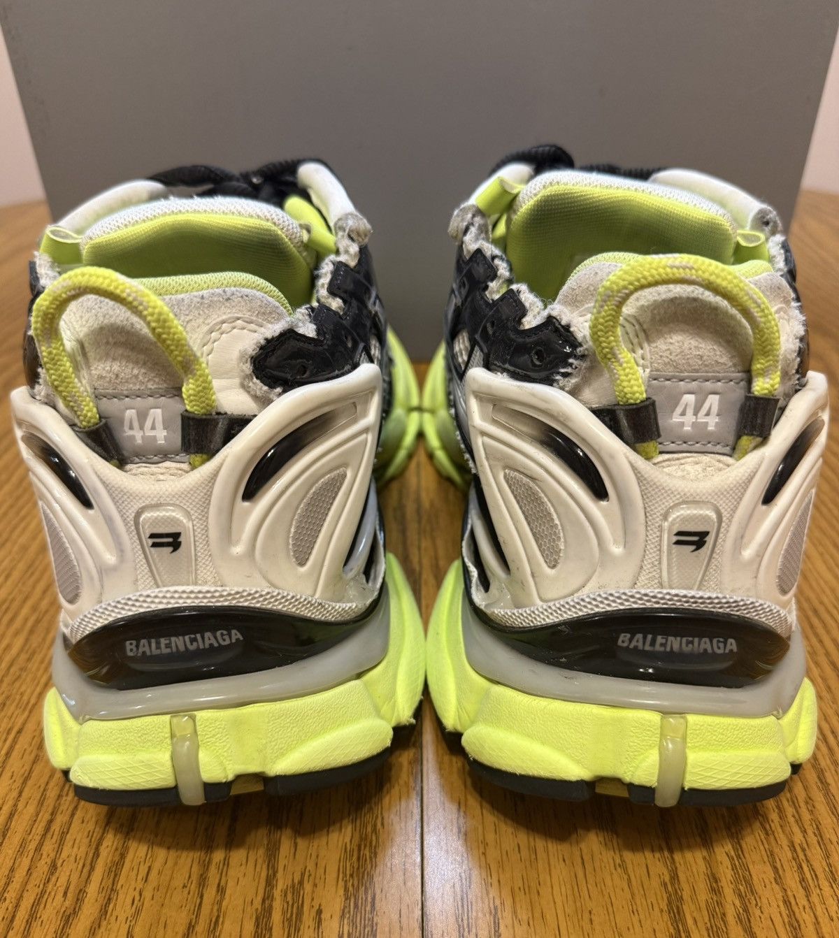 Balenciaga Balenciaga Runner Sneaker (White/Black/Fluo Yellow) Size US 11 / EU 44 - 5 Thumbnail