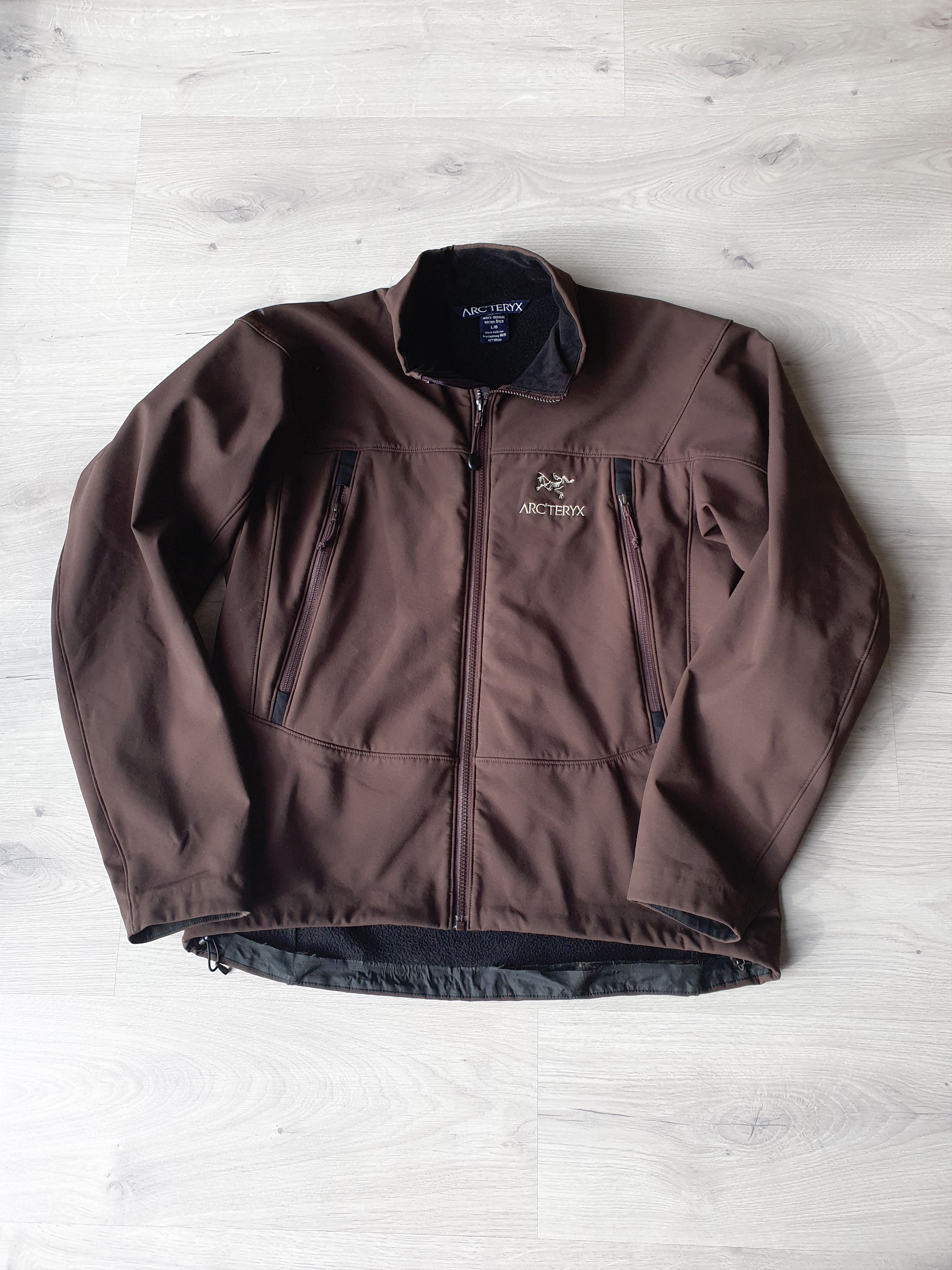 90s ARC’TERYX GAMMA AR JACKET BROWN XL 90s ARC'TERYX GAMMA AR JACKET BROWN XL 00s ARC'TERYX GAMMA
