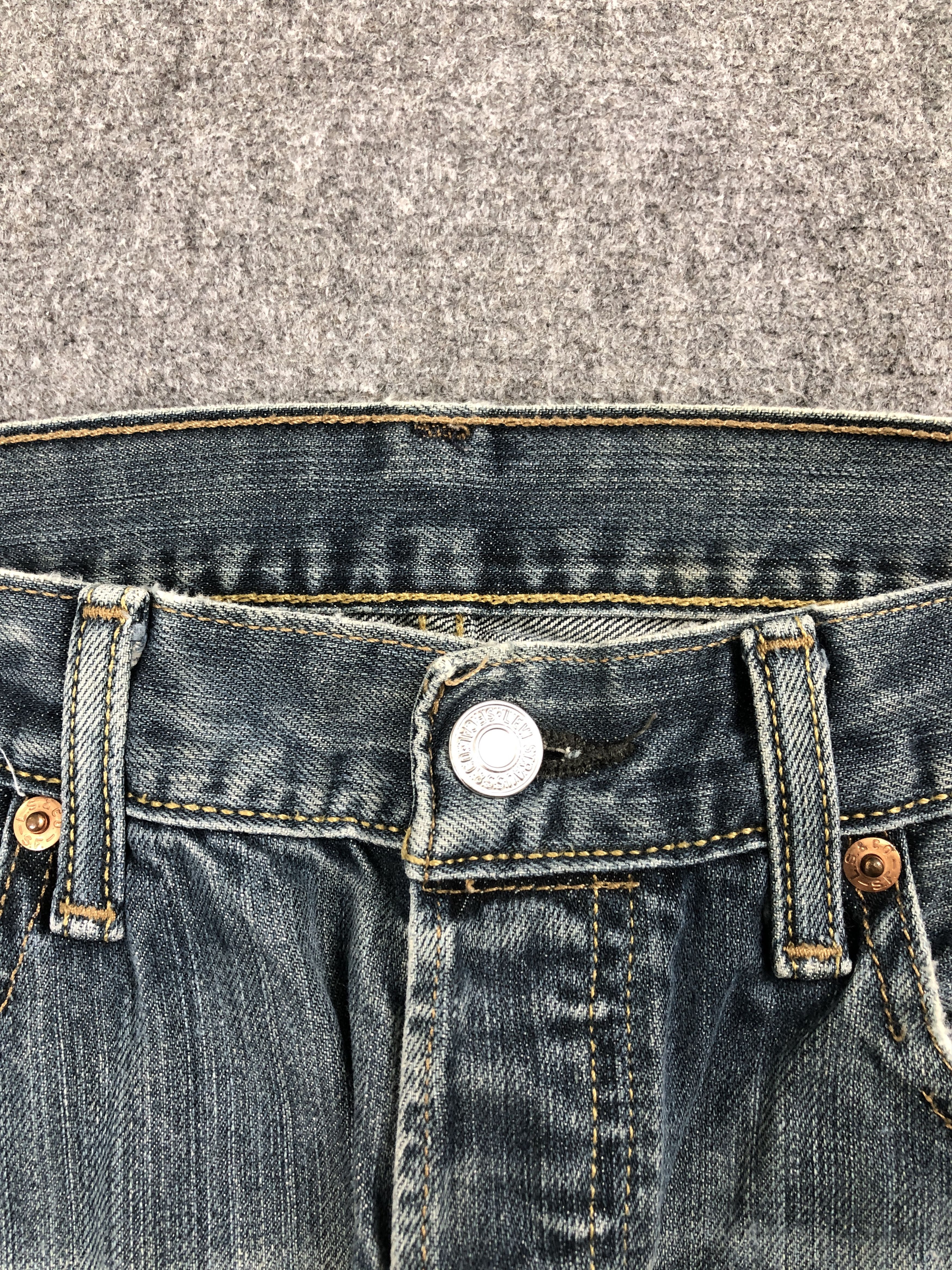 Levi's × Vintage Vintage Levis 501 Dark Blue Jeans Size US 31 - 10 Thumbnail
