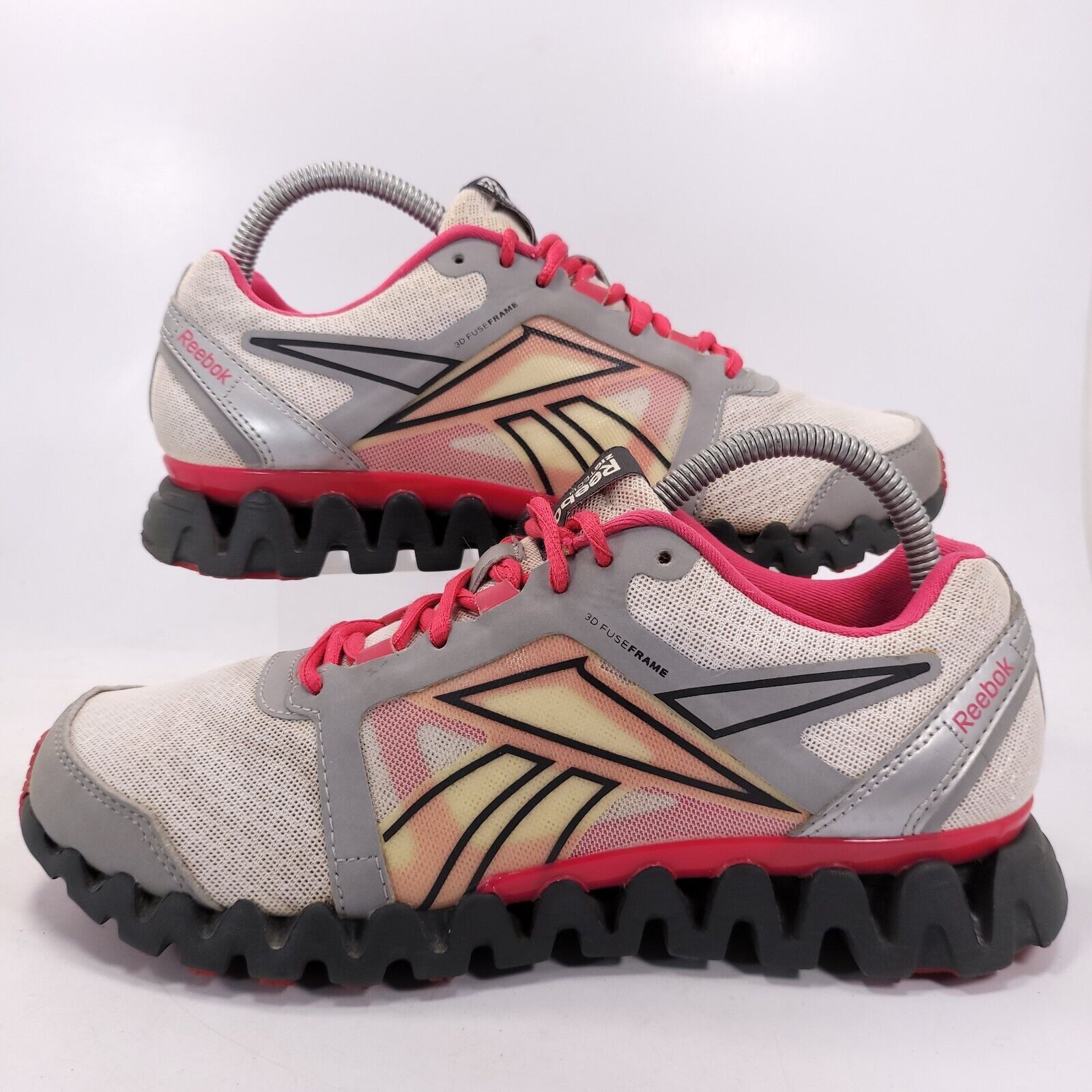 Reebok Reebok Zigquick Fire Shoe Womens Size 8.5 V61014 White Pink Size US 8.5 / IT 38.5 - 5 Thumbnail
