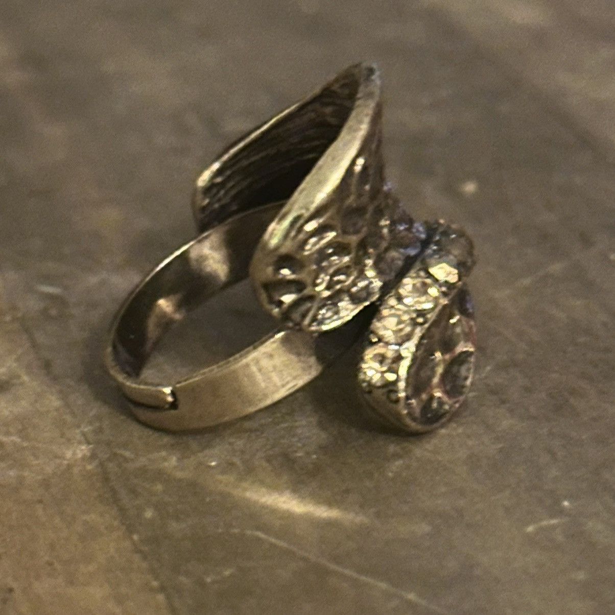 Vintage Vintage bronze tone hammered rhinestone wrap ring Size ONE SIZE - 7 Thumbnail