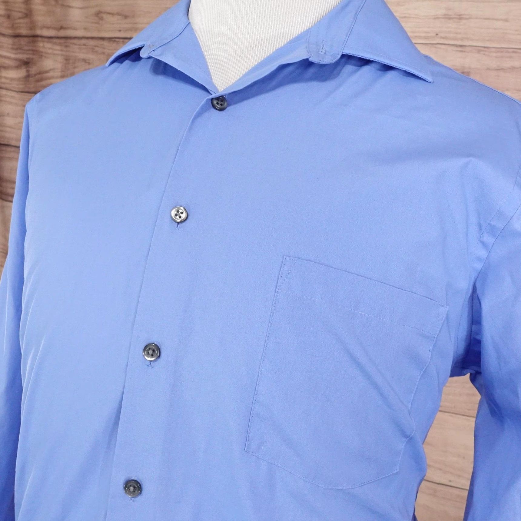 Van Heusen Van Heusen Shirt Mens 16 Blue Dress Shirt Long Sleeve Flex Collar Regular Fit Solid Size 42R - 2 Thumbnail