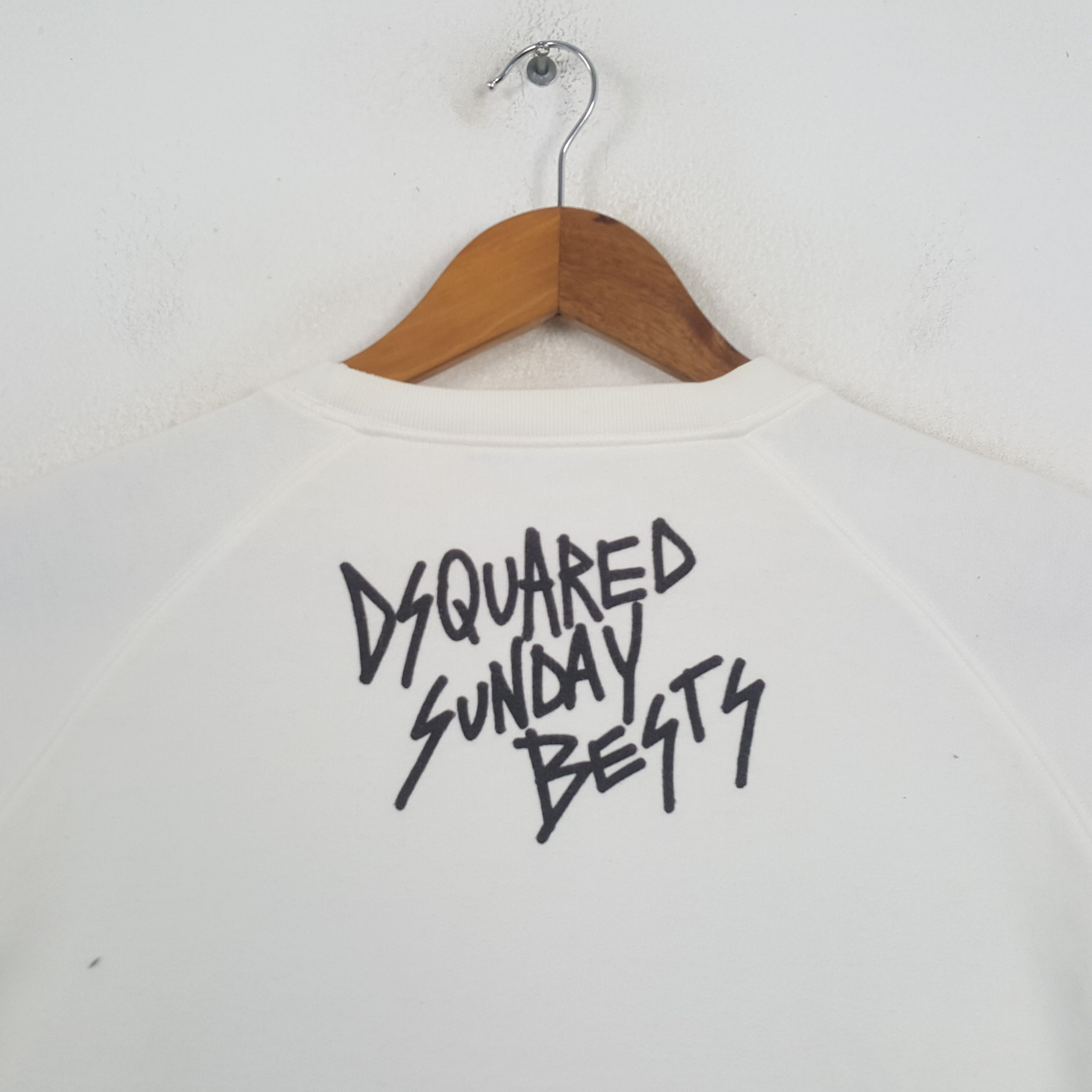 Dsquared2 × Vintage Vintage DSQUARED2 Italian Fashion Brand Sweatshirt C283N23 Size US S / EU 44-46 / 1 - 4 Thumbnail