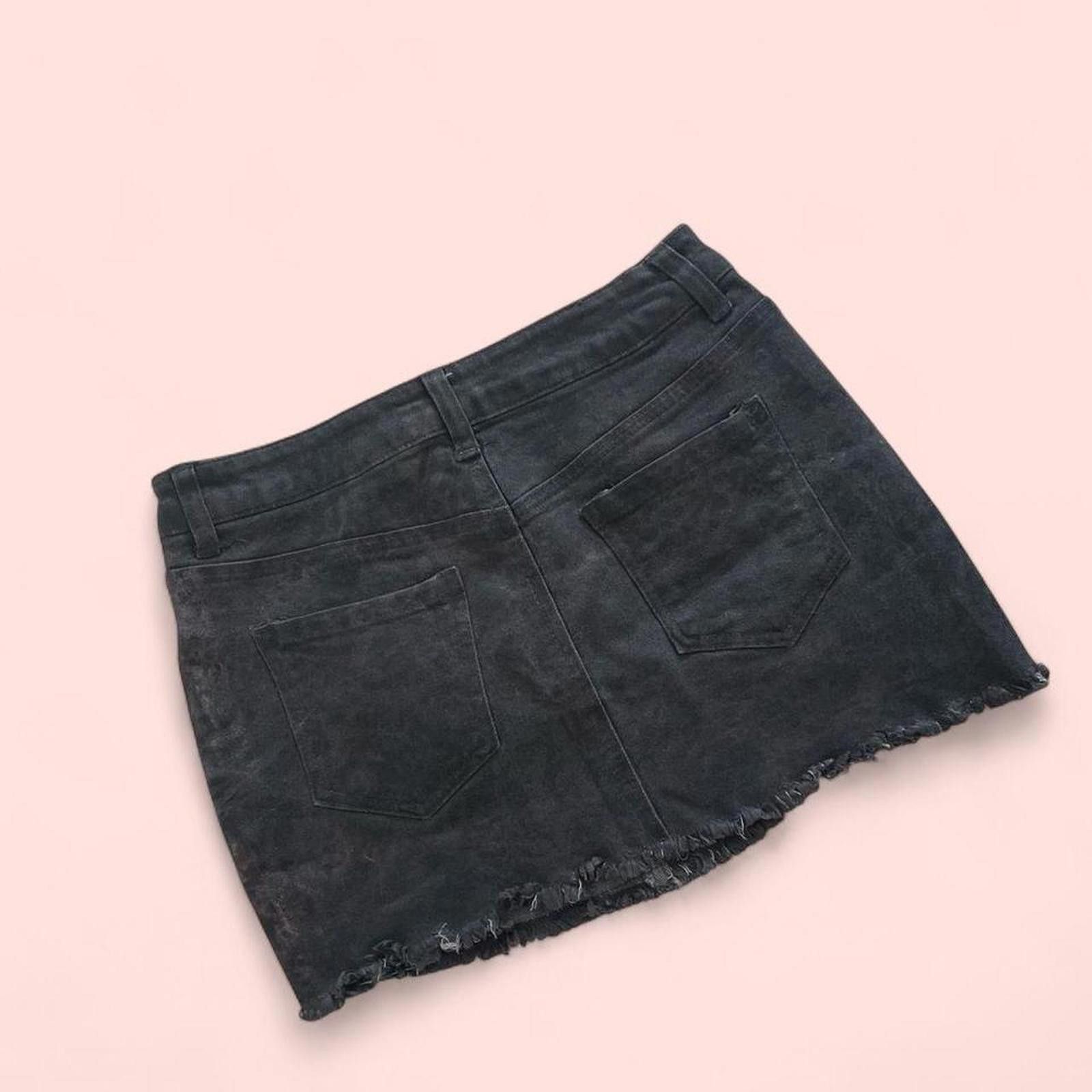 Forever 21 Dark Grey mini skirt Size 28" / US 6 / IT 42 - 4 Thumbnail