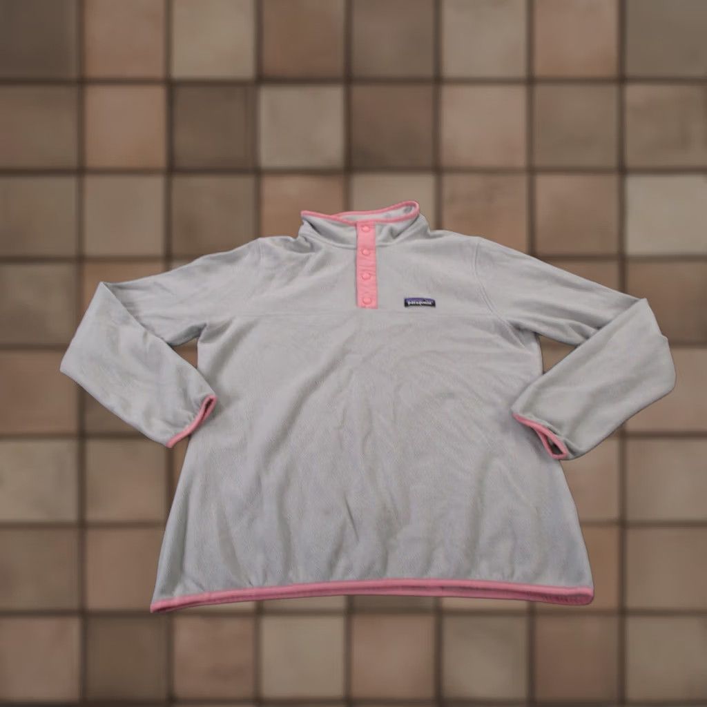 Patagonia Patagonia Jacket Womens L Gray Snap T Fleece Jumper Sweater Outdoor Hiking Size L / US 10 / IT 46 - 1 Thumbnail