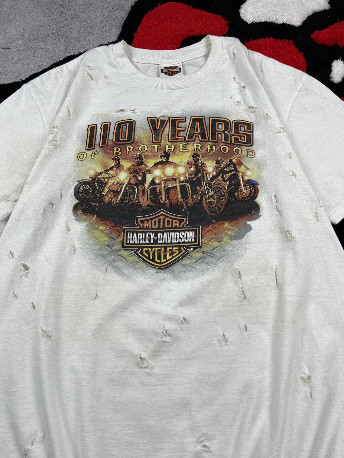 Harley Davidson Harley Davidson 100 Years Trashed Motorcycle Y2K Tee Size US L / EU 52-54 / 3 - 4 Thumbnail