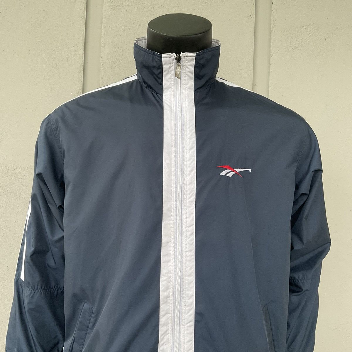 Reebok × Vintage Vintage REEBOK Track Windbreaker Jacket Size US M / EU 48-50 / 2 - 7 Thumbnail
