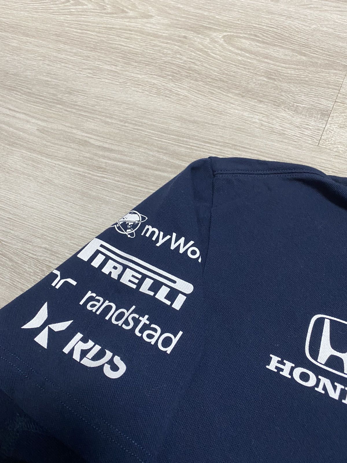 Formula 1 Scuderia Alphatauri Red Bull Racing team Honda Formula 1 Size US M / EU 48-50 / 2 - 7 Thumbnail
