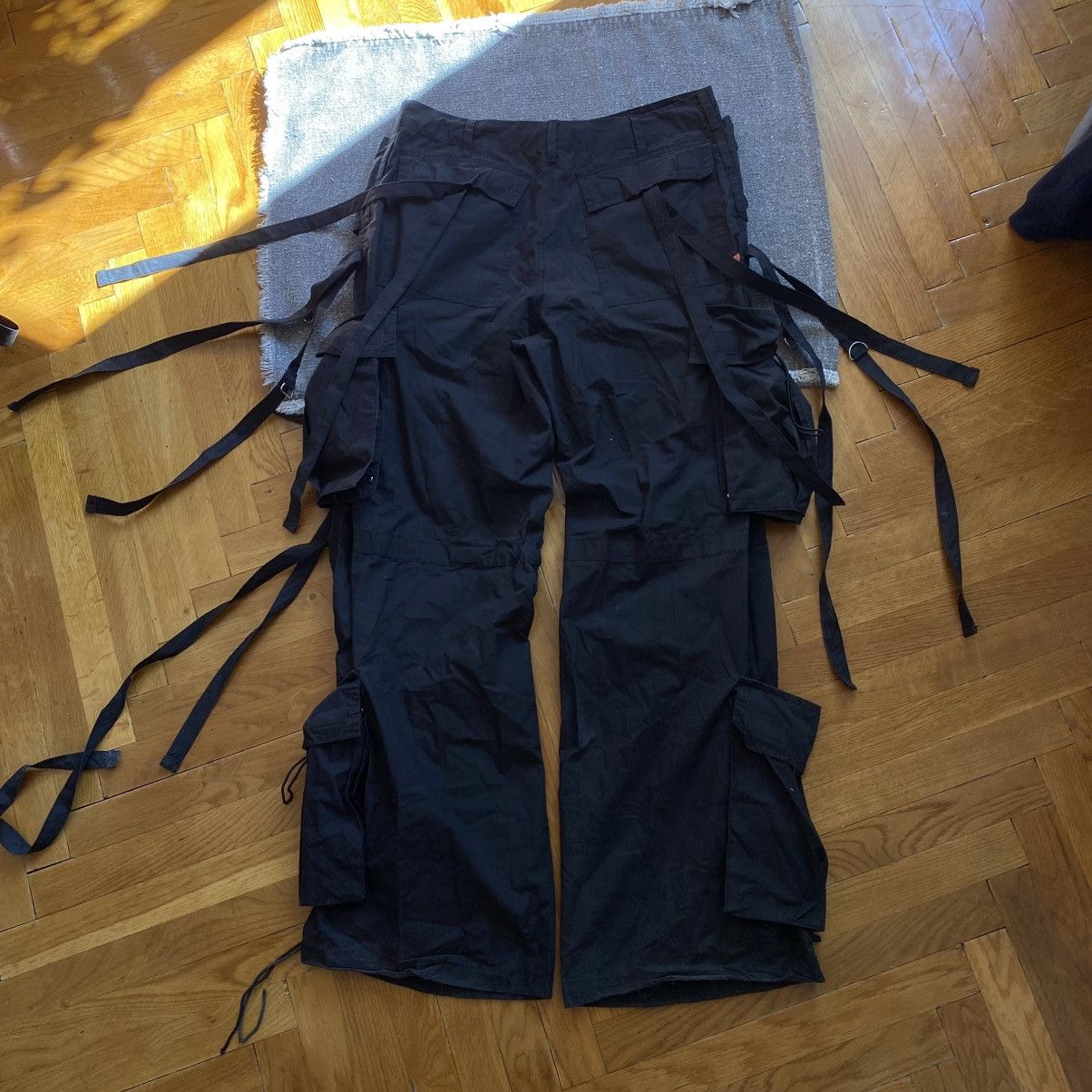 Mercy MERCY Y2K JAPANESE BAGGY MULTIPOCKET CARGO PANTS PRACHUTE Size US 32 / EU 48 - 2 Thumbnail