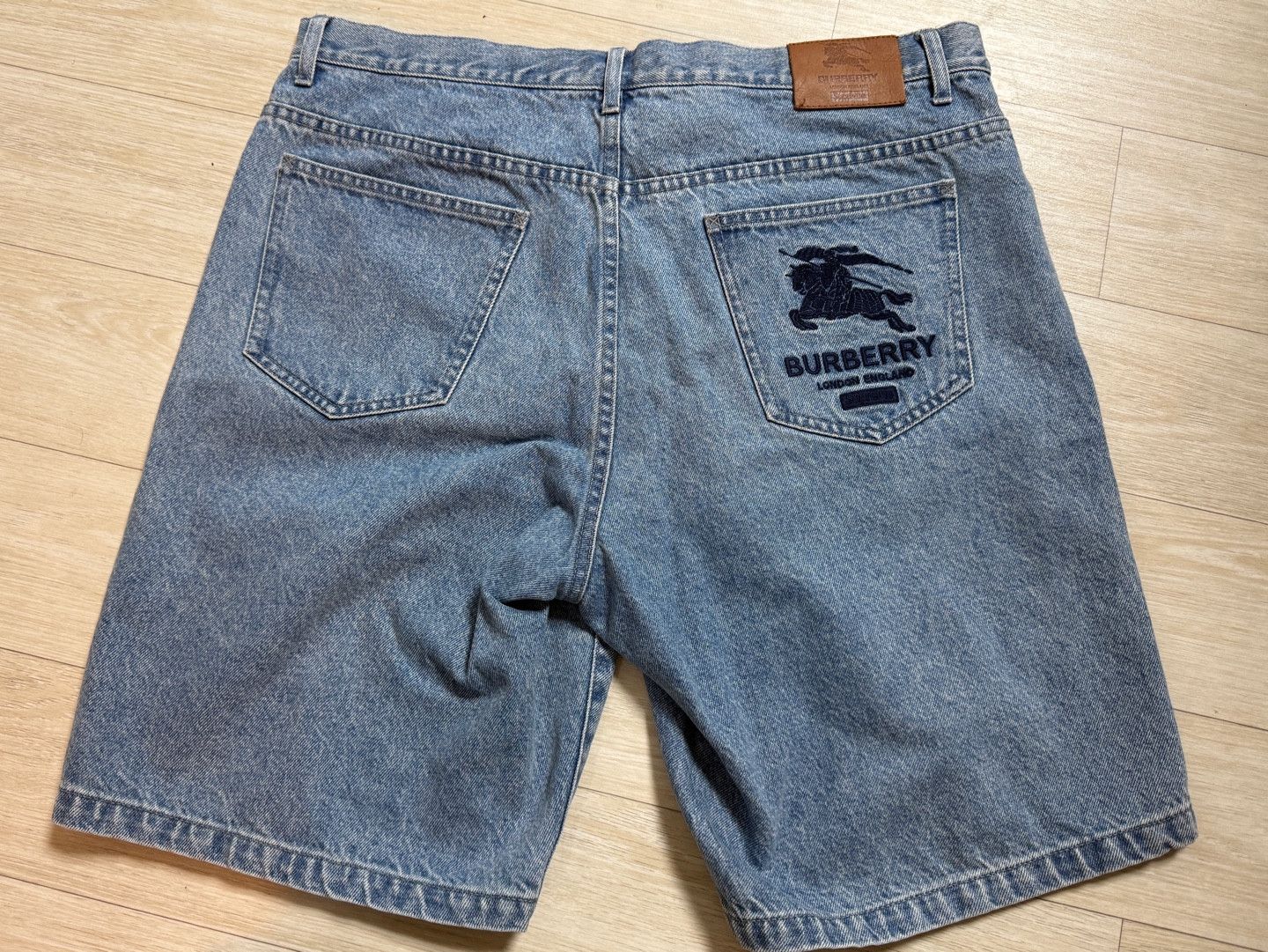 パンツ Supreme Jacquard Denim Painter Short Warp Jacquard Logos Denim Painter Short - Supreme