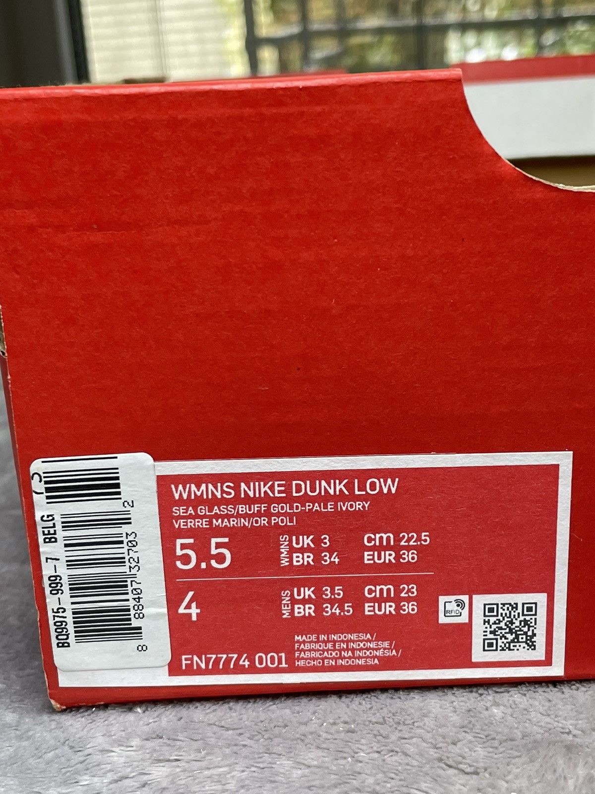 Nike Sneakers WMNS NIKE DUNK LOW Size US 5.5 / IT 35.5 - 9 Thumbnail