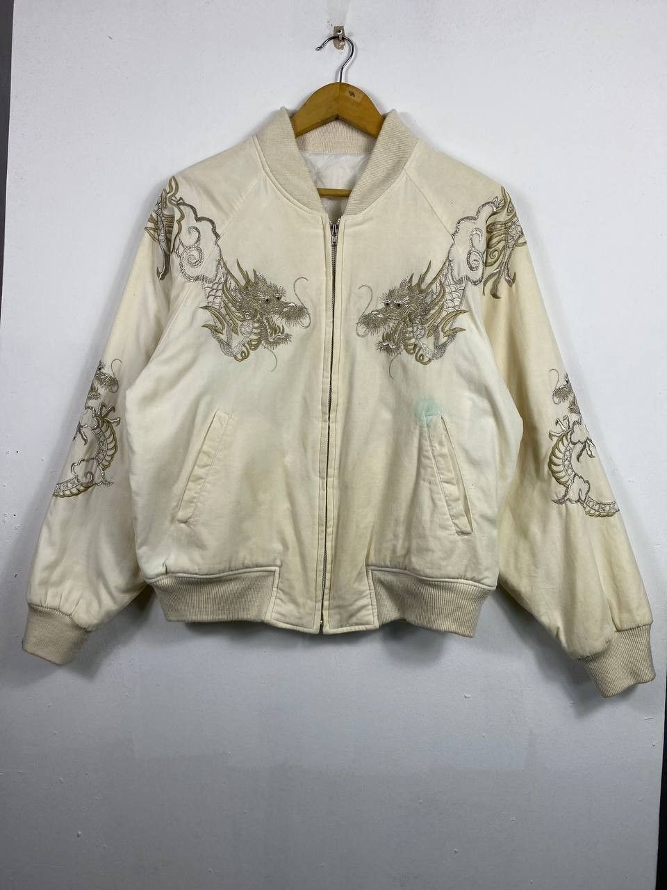 If Six Was Nine white velvet dragon embroided japanese sukajan jacket Size US L / EU 52-54 / 3 - 1 Thumbnail