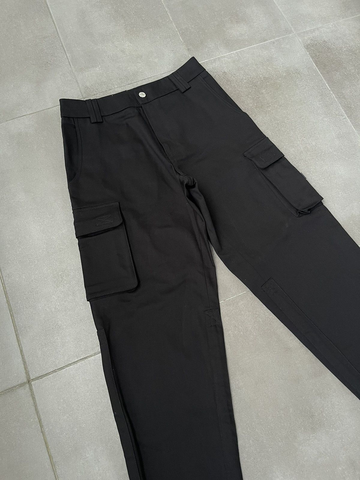 GCDS !DS! AW22 GCDS Logo Patch Cargo Black Pants Size US 32 / EU 48 - 8 Thumbnail
