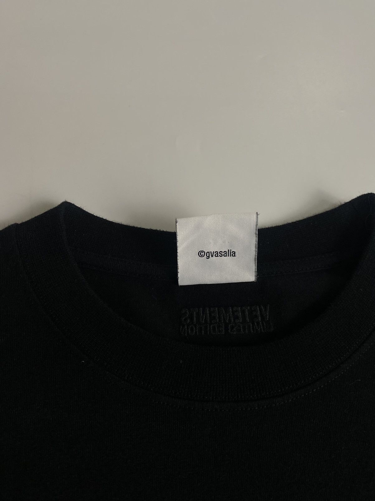 Vetements Vetements “think differently” Size US L / EU 52-54 / 3 - 4 Thumbnail
