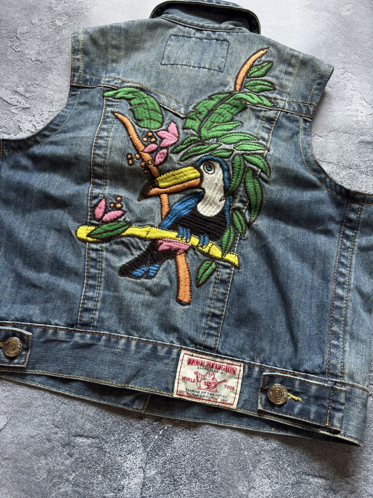 True Religion Vintage True Religion Tropical Flamingo Y2K Denim Vest Size S / US 4 / IT 40 - 7 Thumbnail