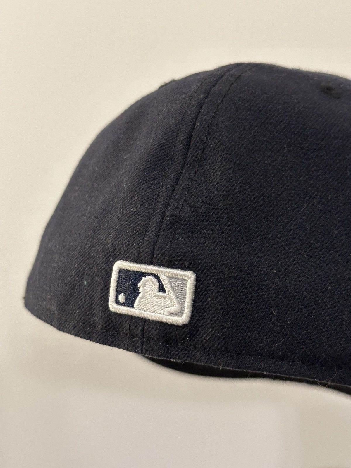 New Era Yankees 59FIFTY Fitted Cap (NO NEW ERA FLAG) - Sz 7 3/8 Size ONE SIZE - 7 Thumbnail