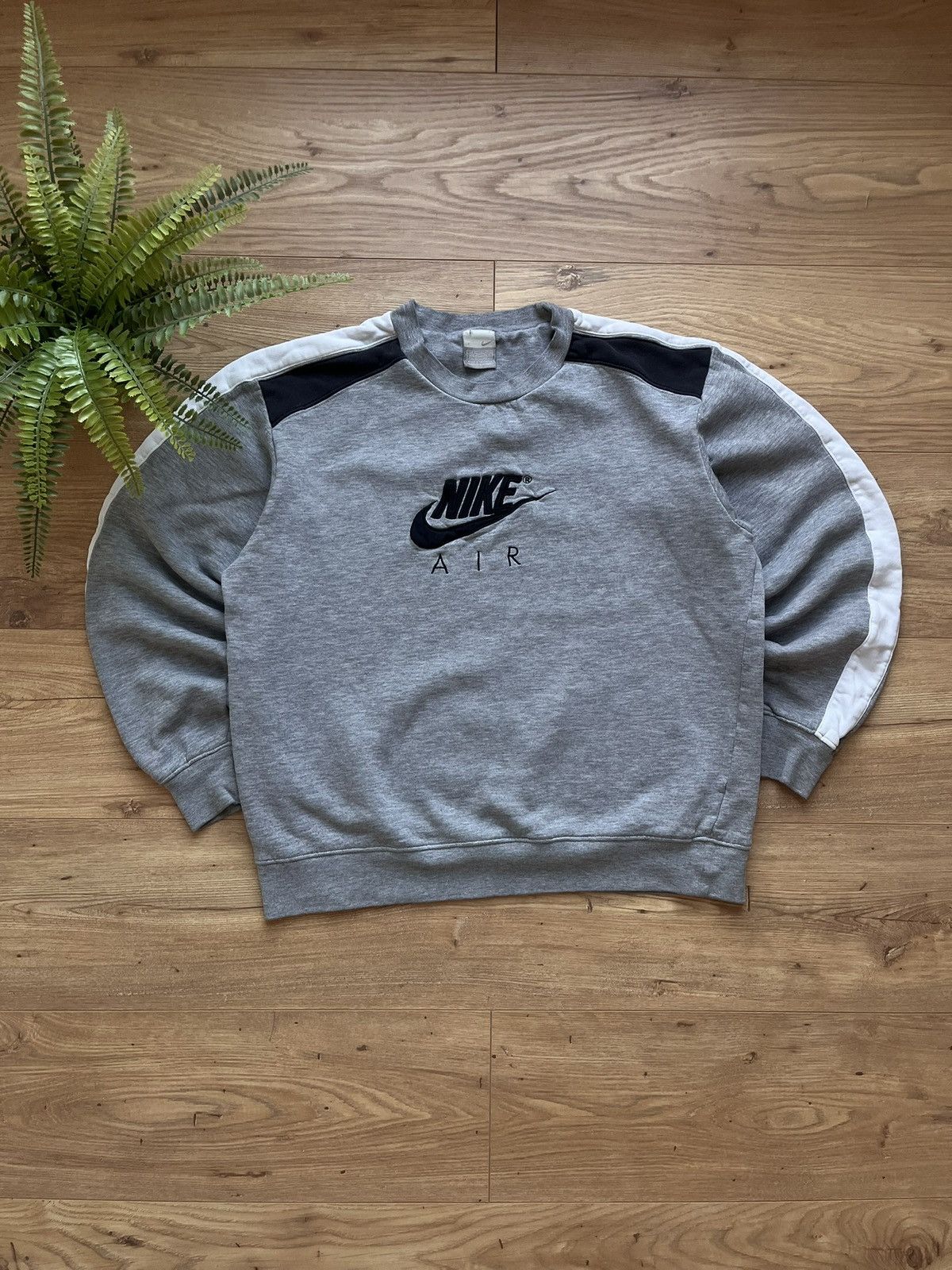 Nike 90’s NIKE AIR BIG LOGO RETRO CREWNECK SPELLOUT SWOOSH Y2K Size US M / EU 48-50 / 2 - 1 Thumbnail