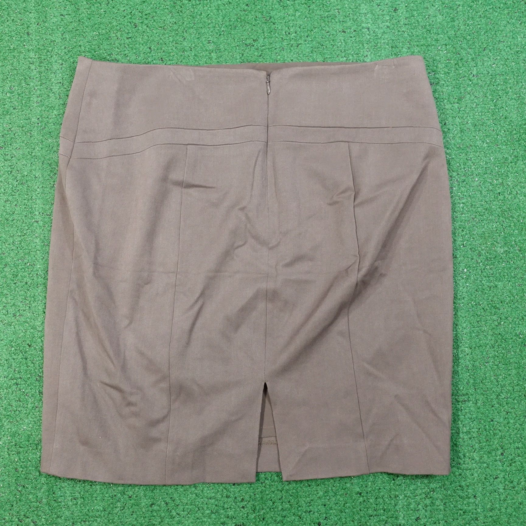 Express EXPRESS Skirt Womens 12 EUC Rayon Polyester Multicolor Solid Pattern 20" – Business Casual Formal Party/Cocktail Workwear Size 34" / US 12 / IT 48 - 4 Thumbnail