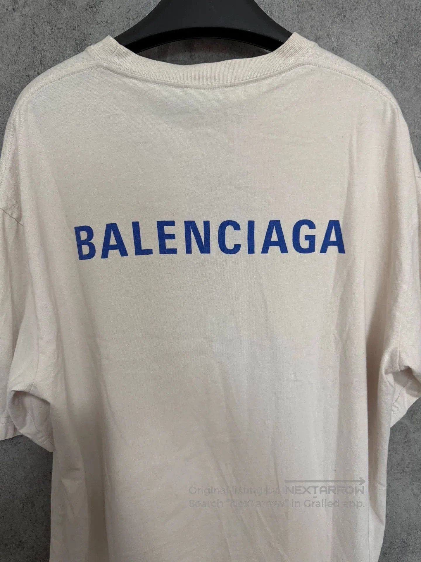 Balenciaga Balenciaga Beige Logo Short Sleeve Tee. Size US L / EU 52-54 / 3 - 6 Thumbnail