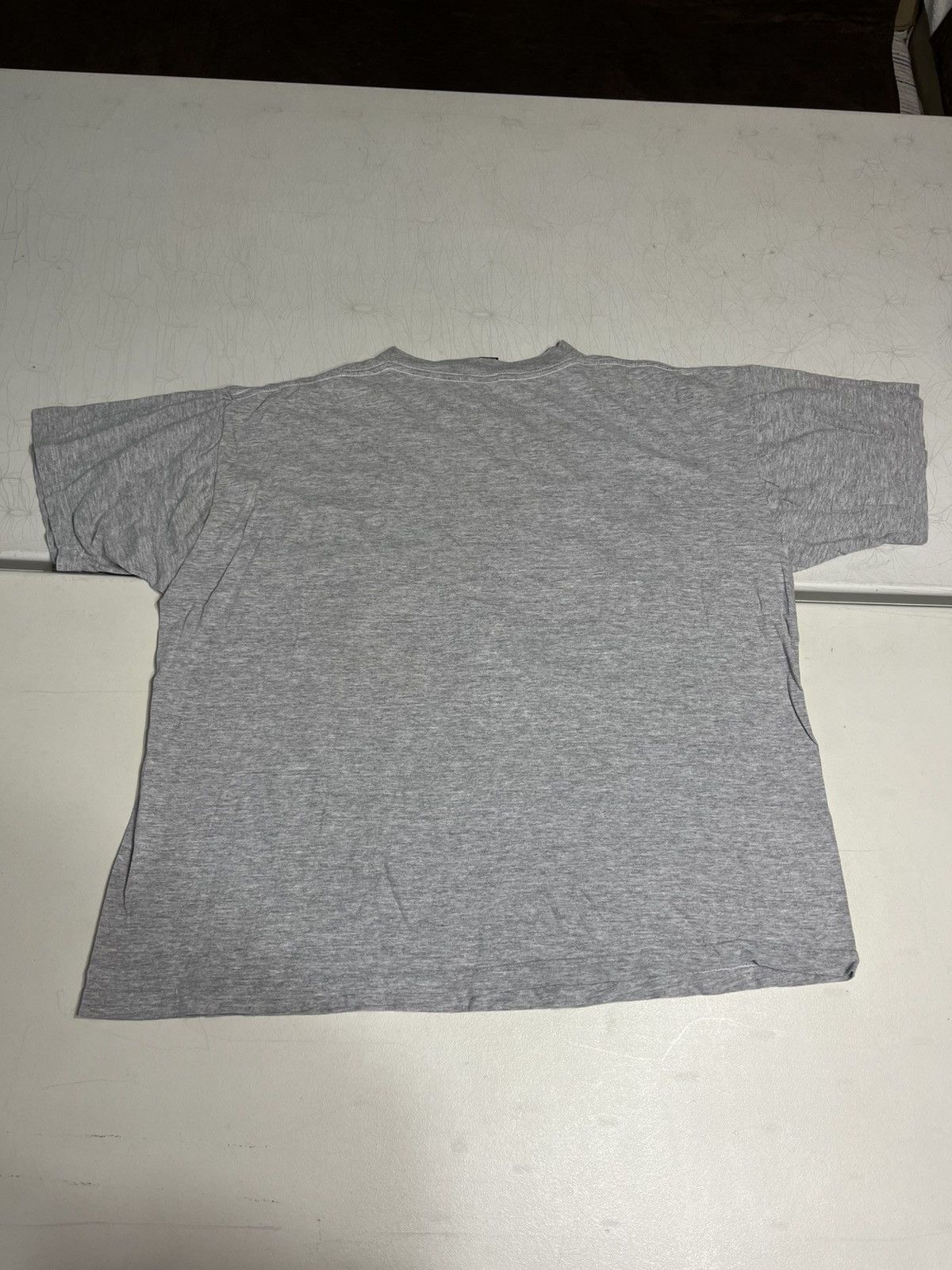 Vintage Vintage 90s taz shirt Size US XL / EU 56 / 4 - 2 Thumbnail
