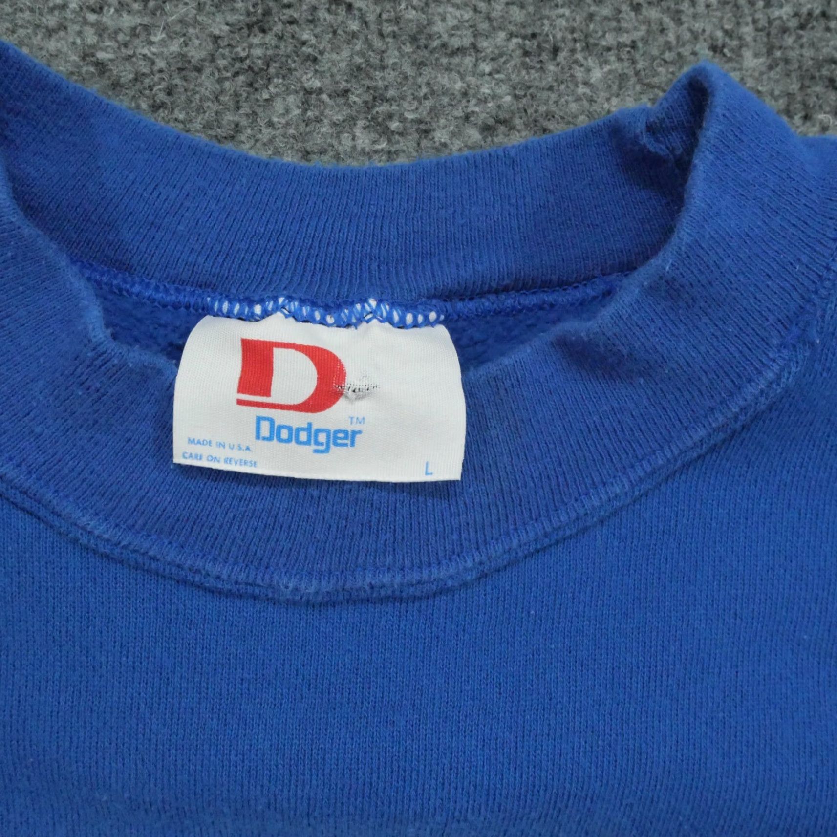 Vintage VINTAGE Dodger Sweatshirt Mens Large Blue Pullover Crew neck 90s Fold-Over Logo 90s Mens Blue Sweatshirt Size US L / EU 52-54 / 3 - 5 Thumbnail