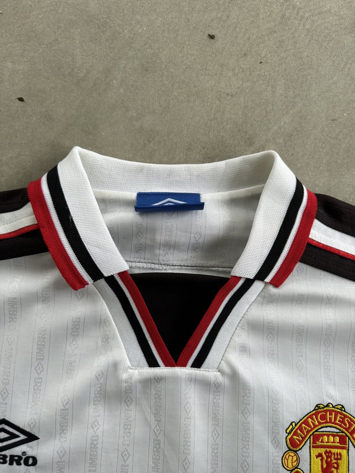 Umbro VINTAGE UMBRO MANCHESTER UNITED 98/99 TRAINING JERSEY Size US M / EU 48-50 / 2 - 4 Thumbnail