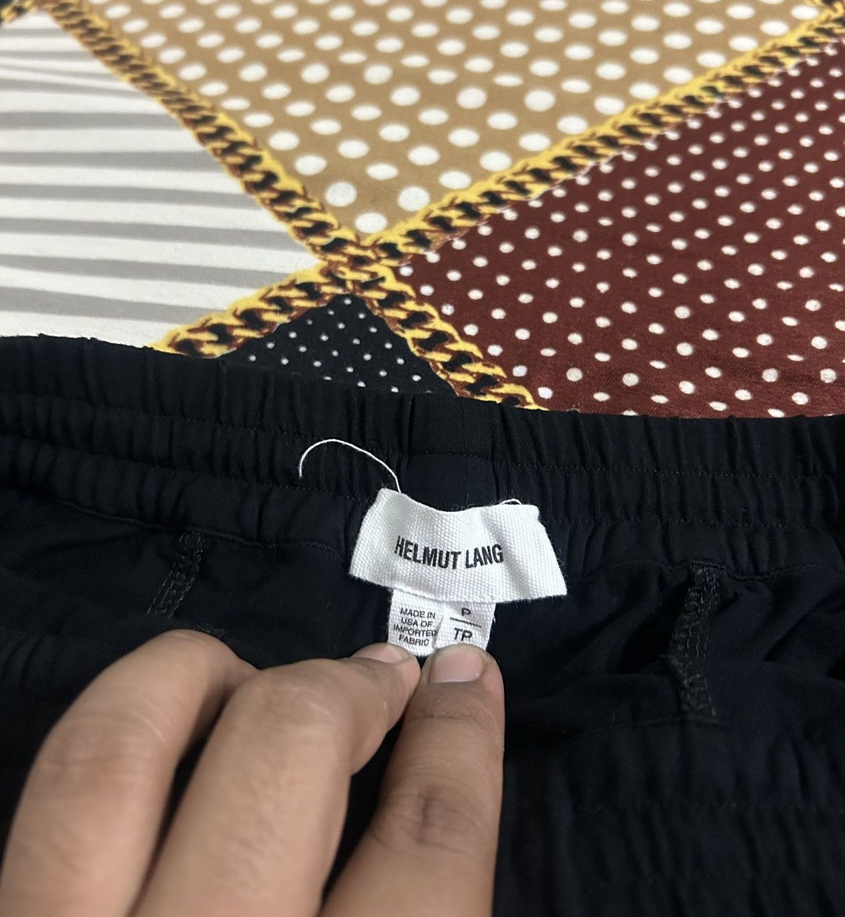 Helmut Lang HELMUT LANG BLACK SWEATSHORT Size 28" / US 6 / IT 42 - 4 Thumbnail