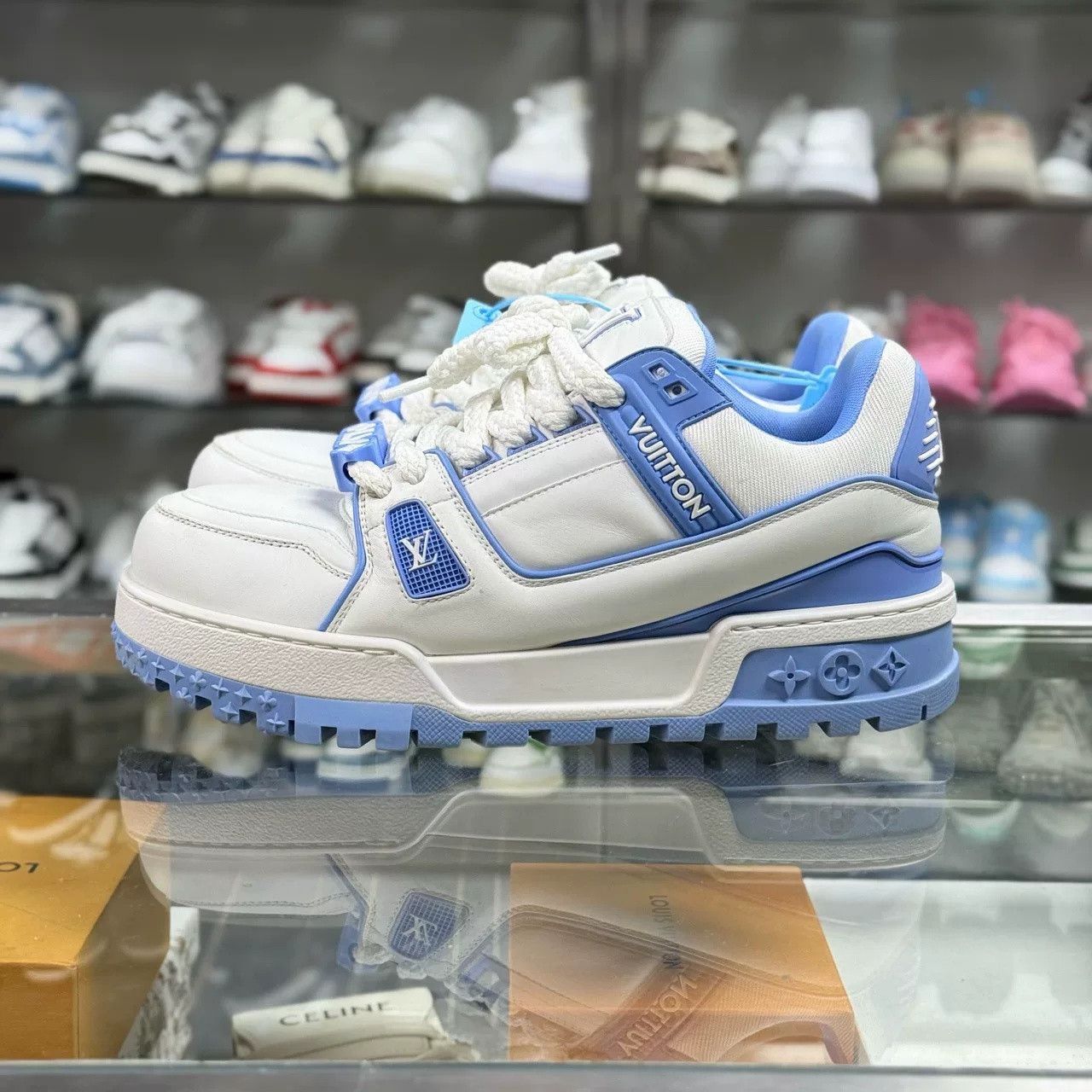 Louis Vuitton LV TRAINER White Blue Sneakers Size US 9.5 / EU 42-43 - 3 Thumbnail