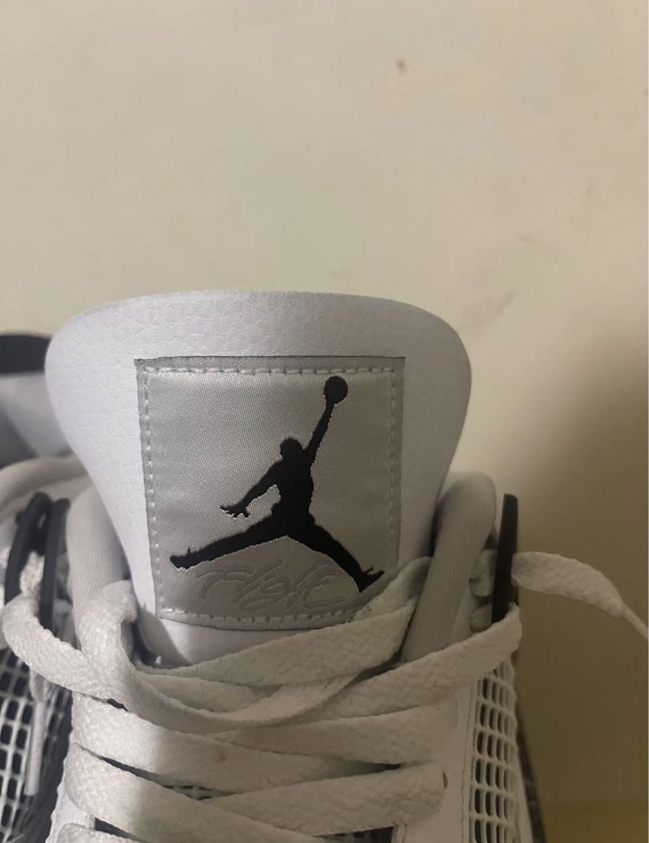 Jordan Brand Jordan 4 Military Black Size US 10.5 / EU 43-44 - 4 Thumbnail